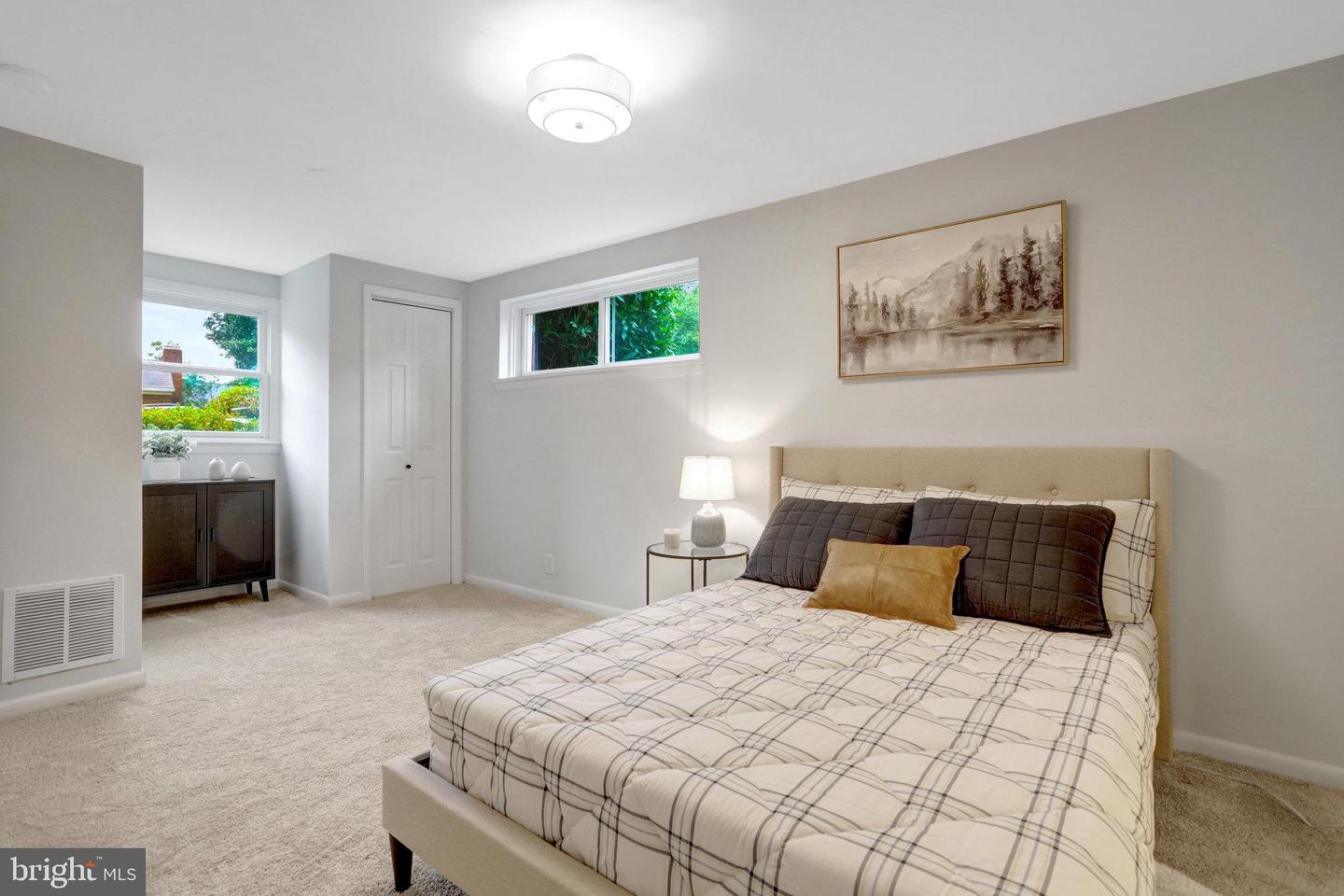 4206 16TH RD S, ARLINGTON, Virginia 22204, 4 Bedrooms Bedrooms, ,3 BathroomsBathrooms,Residential,For sale,4206 16TH RD S,VAAR2062228 MLS # VAAR2062228