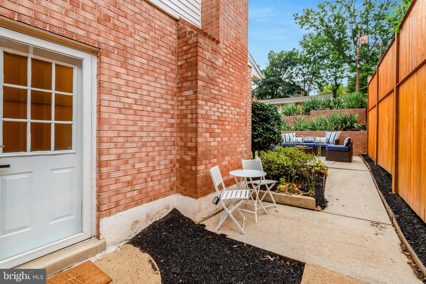 4206 16TH RD S, ARLINGTON, Virginia 22204, 4 Bedrooms Bedrooms, ,3 BathroomsBathrooms,Residential,For sale,4206 16TH RD S,VAAR2062228 MLS # VAAR2062228