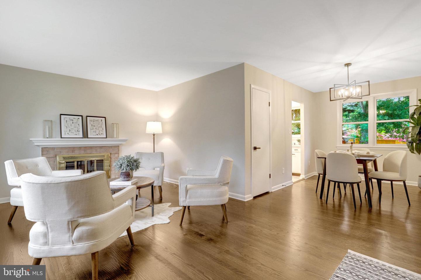 4206 16TH RD S, ARLINGTON, Virginia 22204, 4 Bedrooms Bedrooms, ,3 BathroomsBathrooms,Residential,For sale,4206 16TH RD S,VAAR2062228 MLS # VAAR2062228