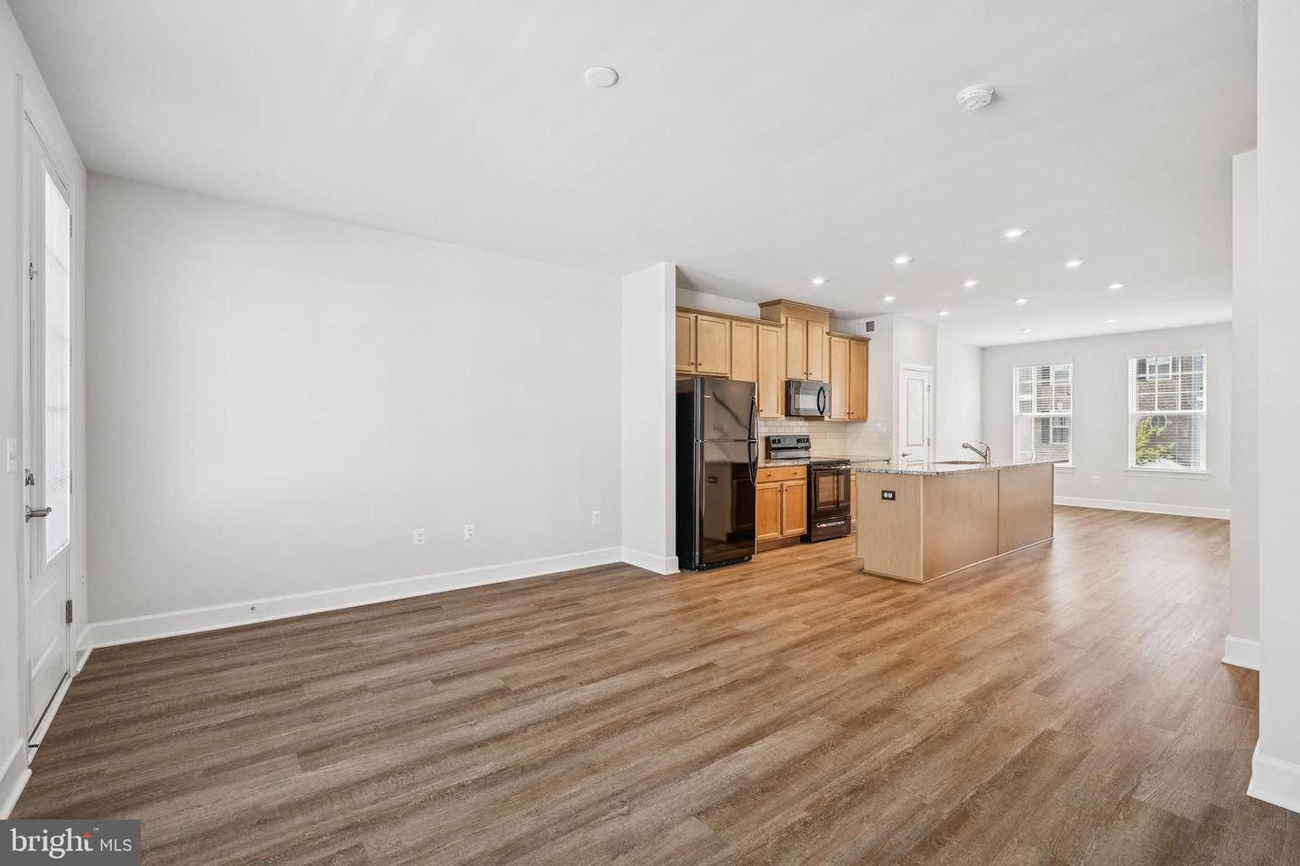 10721 SHADEWELL SPRING WAY, MANASSAS, Virginia 20112, 2 Bedrooms Bedrooms, ,2 BathroomsBathrooms,Residential,For sale,10721 SHADEWELL SPRING WAY,VAPW2101518 MLS # VAPW2101518