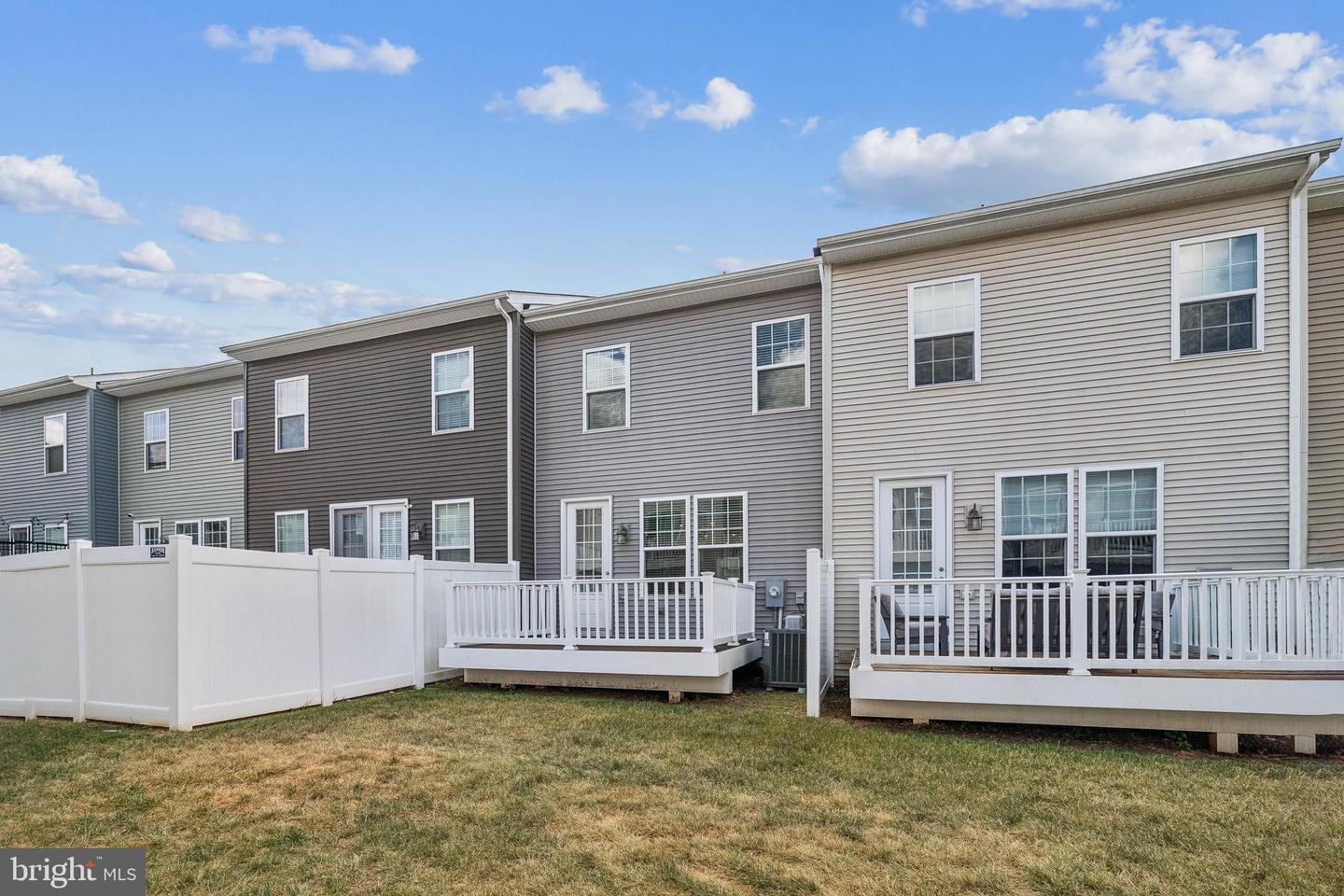 10721 SHADEWELL SPRING WAY, MANASSAS, Virginia 20112, 2 Bedrooms Bedrooms, ,2 BathroomsBathrooms,Residential,For sale,10721 SHADEWELL SPRING WAY,VAPW2101518 MLS # VAPW2101518