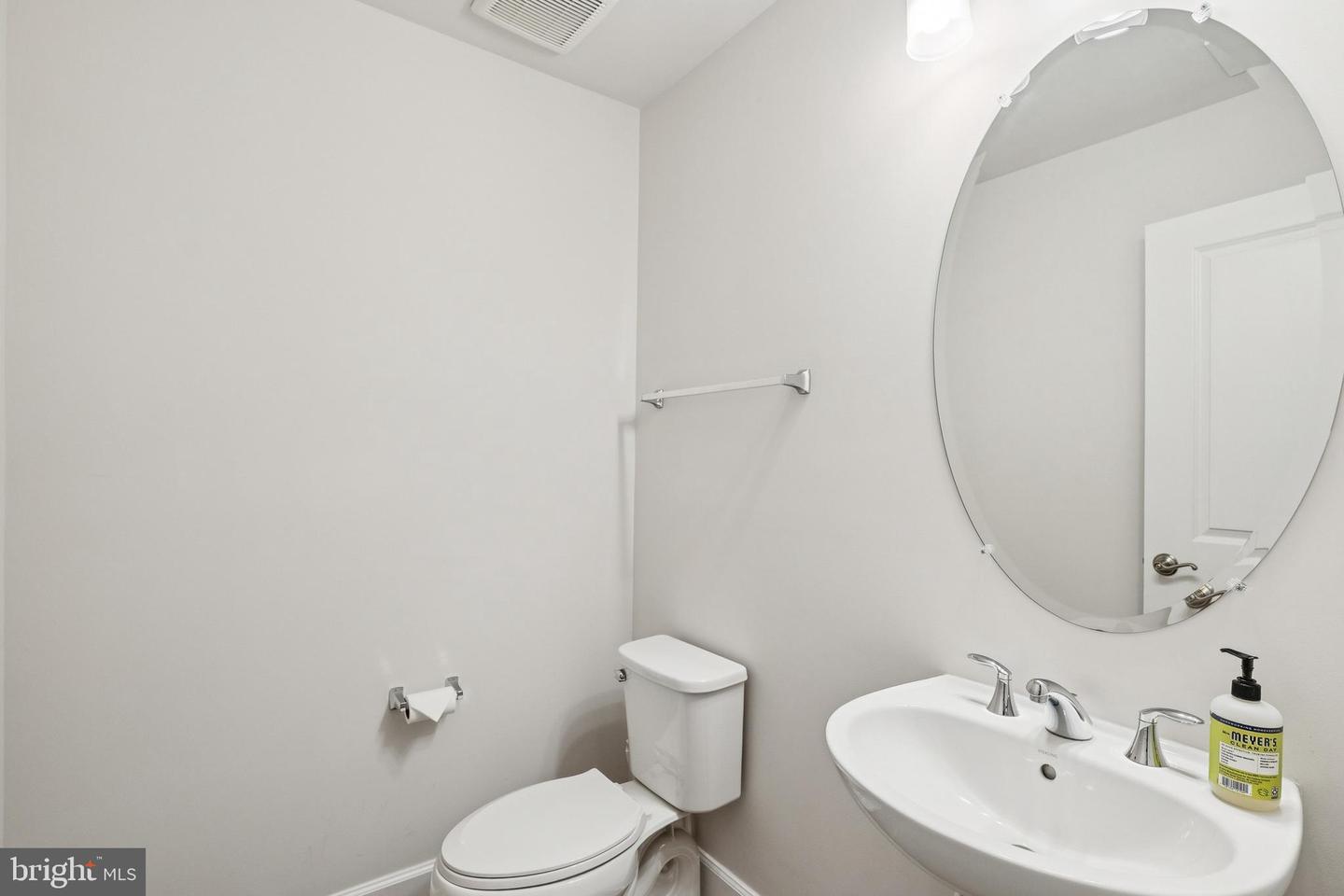10721 SHADEWELL SPRING WAY, MANASSAS, Virginia 20112, 2 Bedrooms Bedrooms, ,2 BathroomsBathrooms,Residential,For sale,10721 SHADEWELL SPRING WAY,VAPW2101518 MLS # VAPW2101518
