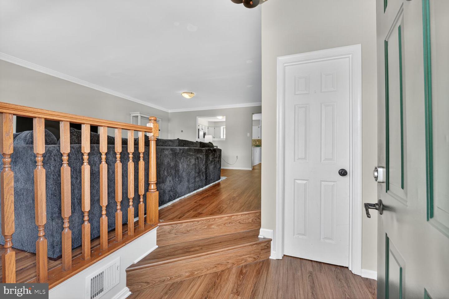 20162 HARDWOOD TER, ASHBURN, Virginia 20147, 3 Bedrooms Bedrooms, ,3 BathroomsBathrooms,Residential,For sale,20162 HARDWOOD TER,VALO2104612 MLS # VALO2104612