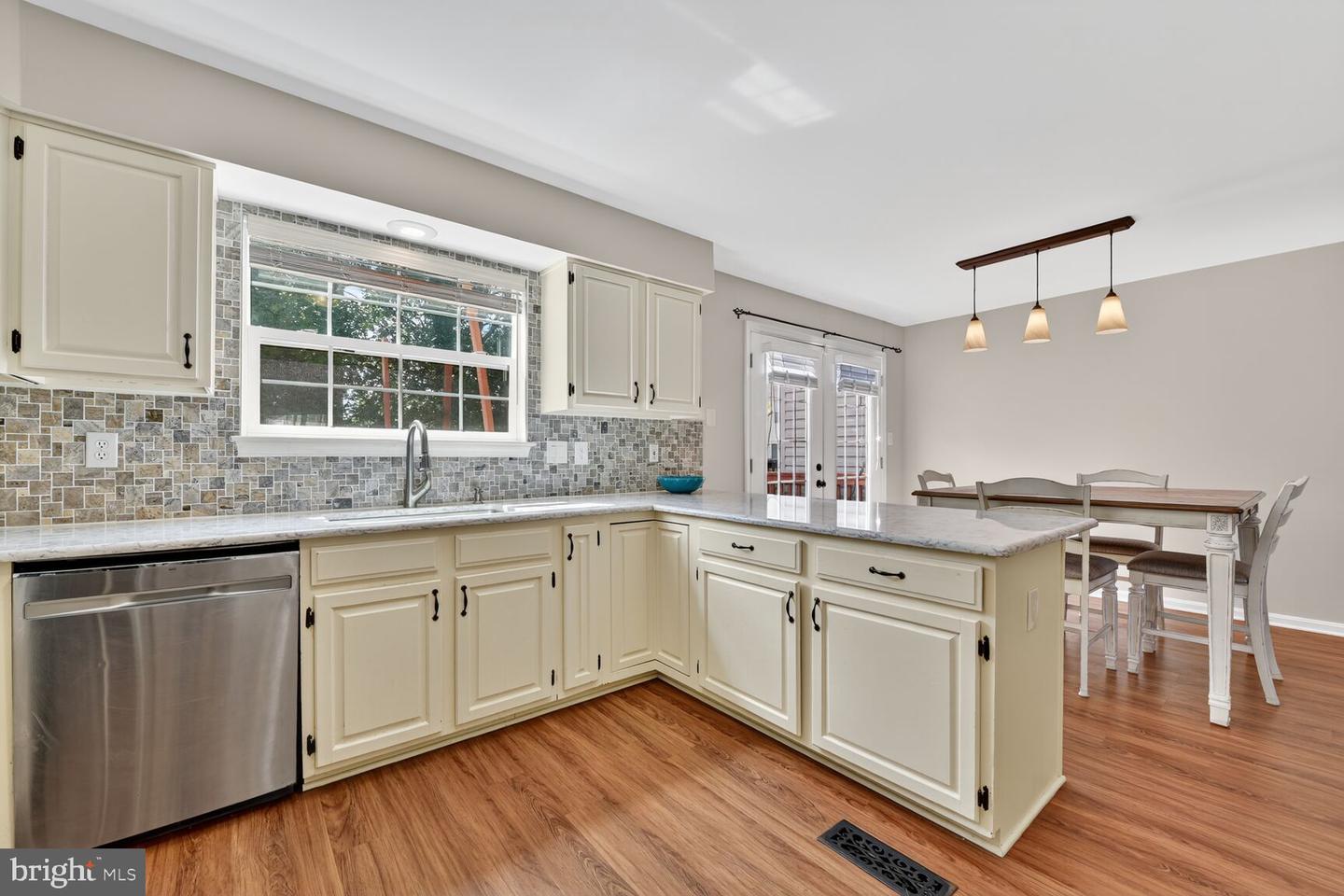 20162 HARDWOOD TER, ASHBURN, Virginia 20147, 3 Bedrooms Bedrooms, ,3 BathroomsBathrooms,Residential,For sale,20162 HARDWOOD TER,VALO2104612 MLS # VALO2104612