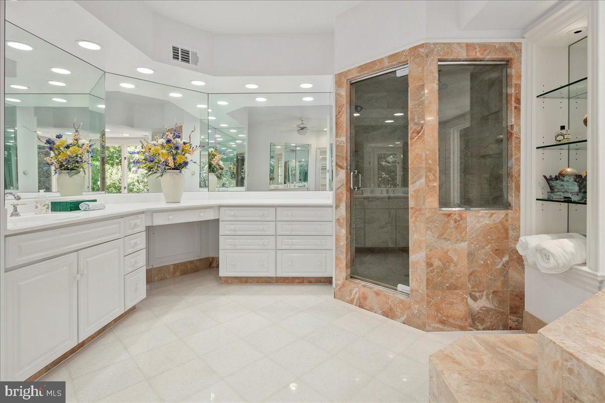 2401 OAKMONT CT, OAKTON, Virginia 22124, 6 Bedrooms Bedrooms, ,7 BathroomsBathrooms,Residential,For sale,2401 OAKMONT CT,VAFX2261498 MLS # VAFX2261498