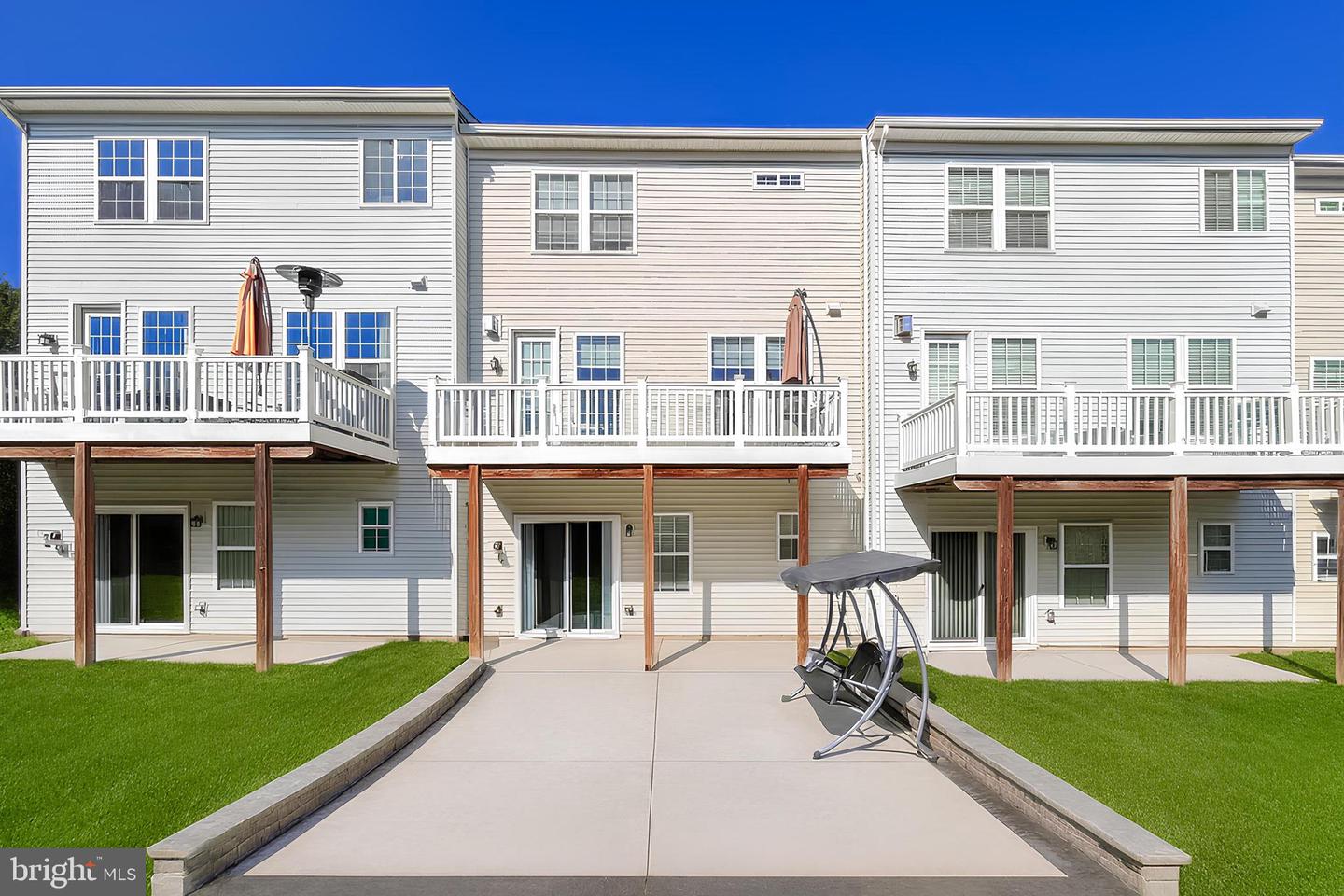 21493 WILLOW BREEZE SQ, ASHBURN, Virginia 20147, 3 Bedrooms Bedrooms, ,3 BathroomsBathrooms,Residential,For sale,21493 WILLOW BREEZE SQ,VALO2104794 MLS # VALO2104794