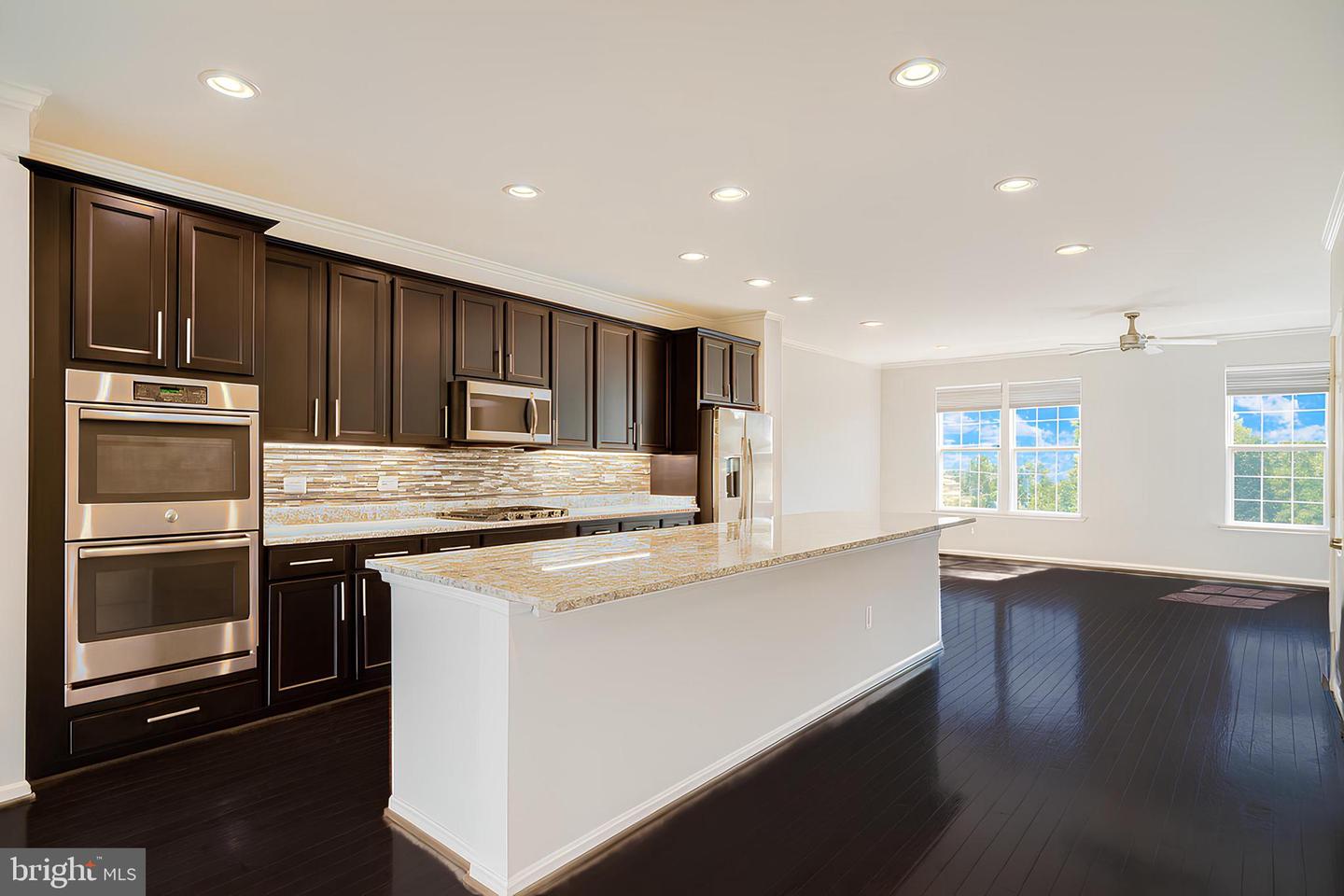 21493 WILLOW BREEZE SQ, ASHBURN, Virginia 20147, 3 Bedrooms Bedrooms, ,3 BathroomsBathrooms,Residential,For sale,21493 WILLOW BREEZE SQ,VALO2104794 MLS # VALO2104794