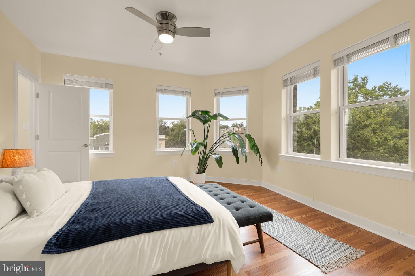 4800 GEORGIA AVE NW #301, WASHINGTON, District Of Columbia 20011, 2 Bedrooms Bedrooms, ,2 BathroomsBathrooms,Residential,For sale,4800 GEORGIA AVE NW #301,DCDC2215688 MLS # DCDC2215688
