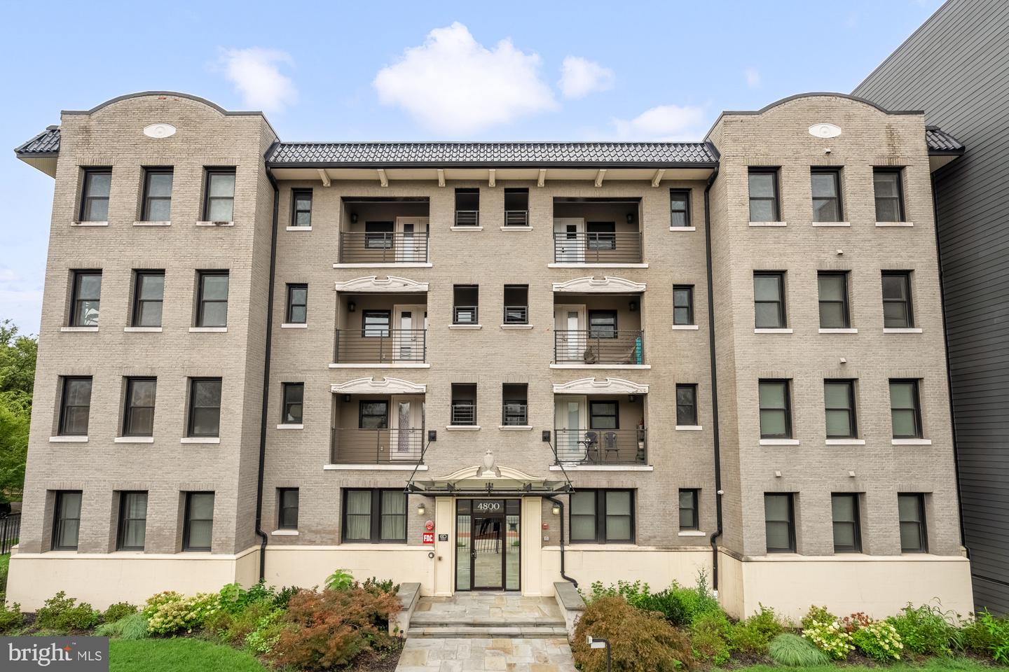 4800 GEORGIA AVE NW #301, WASHINGTON, District Of Columbia 20011, 2 Bedrooms Bedrooms, ,2 BathroomsBathrooms,Residential,For sale,4800 GEORGIA AVE NW #301,DCDC2215688 MLS # DCDC2215688
