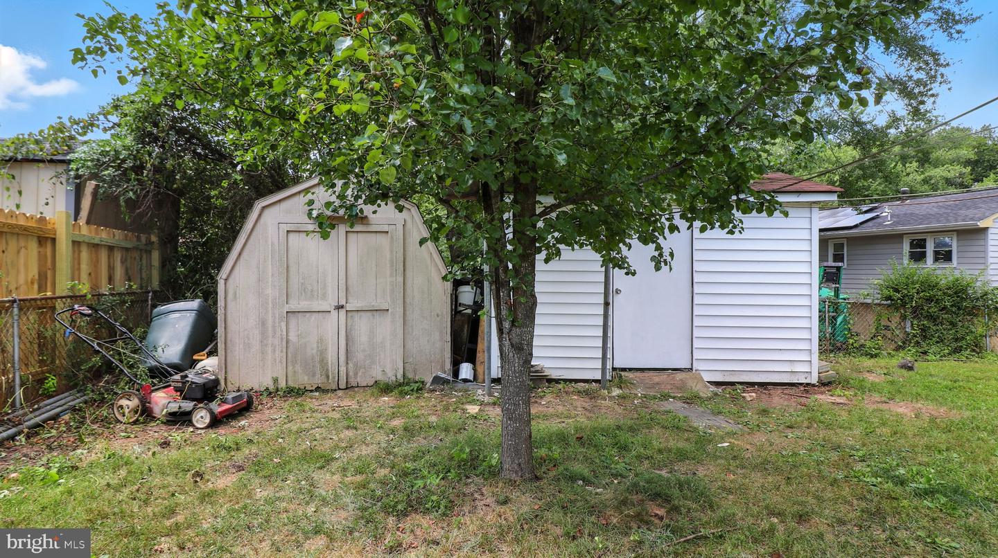 4559 KENDALL DR, WOODBRIDGE, Virginia 22193, 3 Bedrooms Bedrooms, ,1 BathroomBathrooms,Residential,For sale,4559 KENDALL DR,VAPW2102142 MLS # VAPW2102142