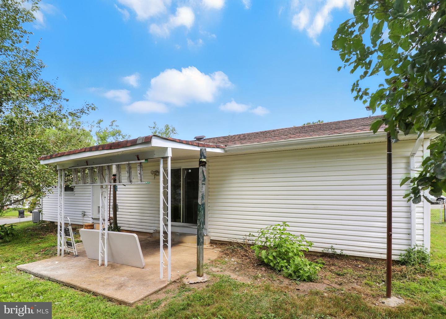 4559 KENDALL DR, WOODBRIDGE, Virginia 22193, 3 Bedrooms Bedrooms, ,1 BathroomBathrooms,Residential,For sale,4559 KENDALL DR,VAPW2102142 MLS # VAPW2102142