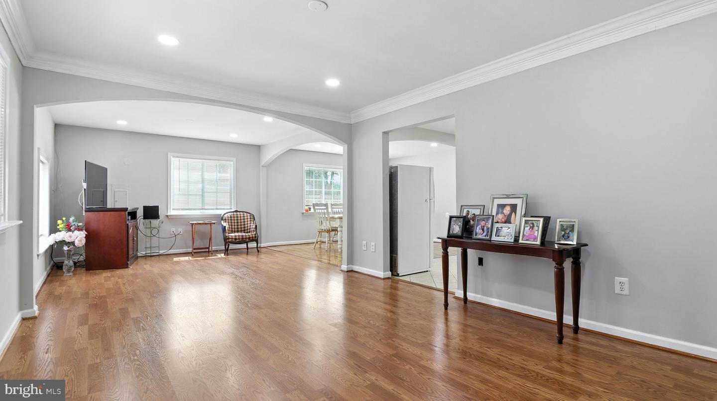 4559 KENDALL DR, WOODBRIDGE, Virginia 22193, 3 Bedrooms Bedrooms, ,1 BathroomBathrooms,Residential,For sale,4559 KENDALL DR,VAPW2102142 MLS # VAPW2102142