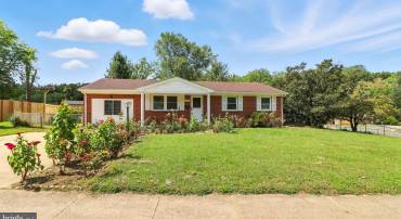 4559 KENDALL DR, WOODBRIDGE, Virginia 22193, 3 Bedrooms Bedrooms, ,1 BathroomBathrooms,Residential,For sale,4559 KENDALL DR,VAPW2102142 MLS # VAPW2102142