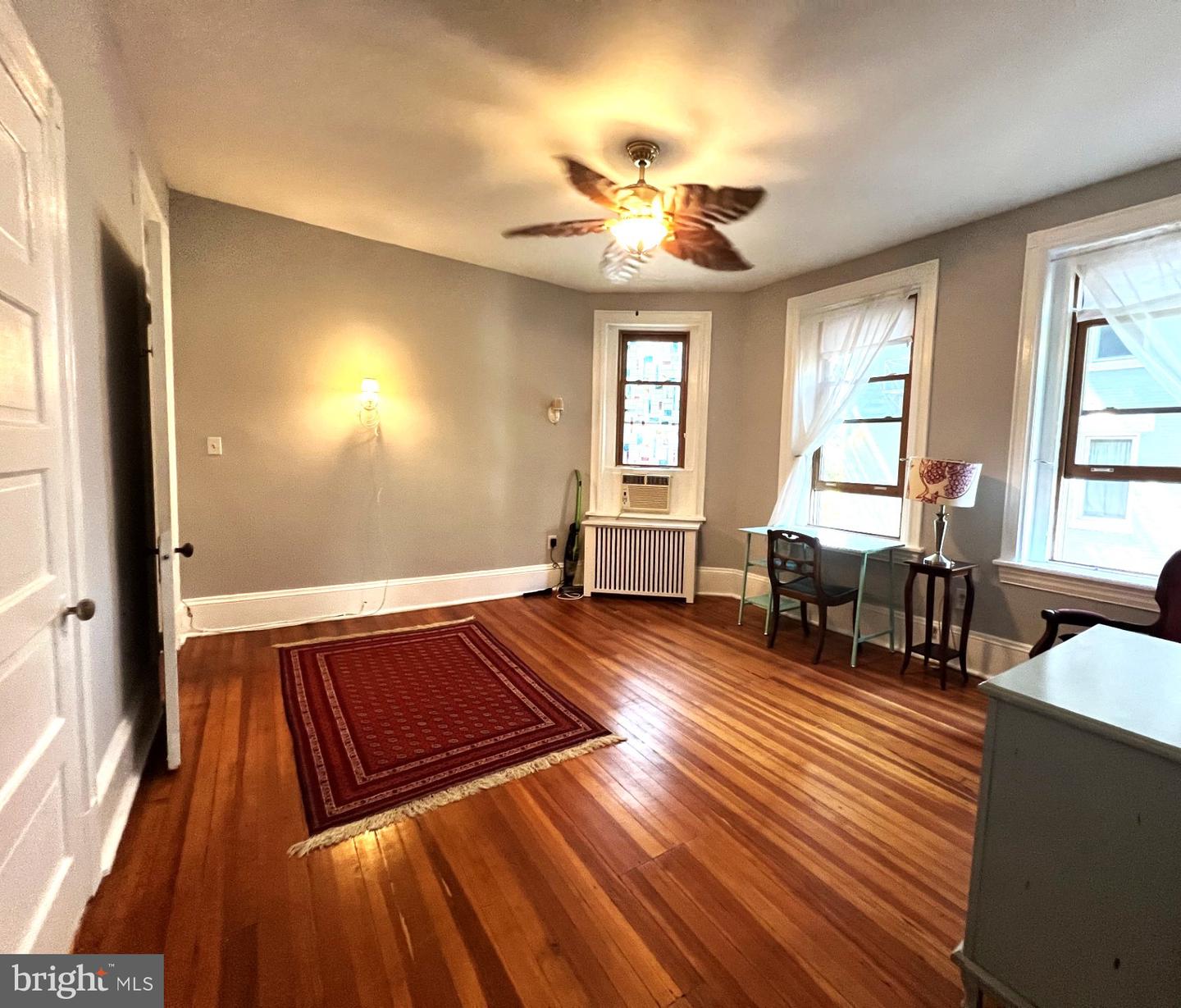 1419 R ST NW #33, WASHINGTON, District Of Columbia 20009, 2 Bedrooms Bedrooms, ,1 BathroomBathrooms,Residential,For sale,1419 R ST NW #33,DCDC2216378 MLS # DCDC2216378
