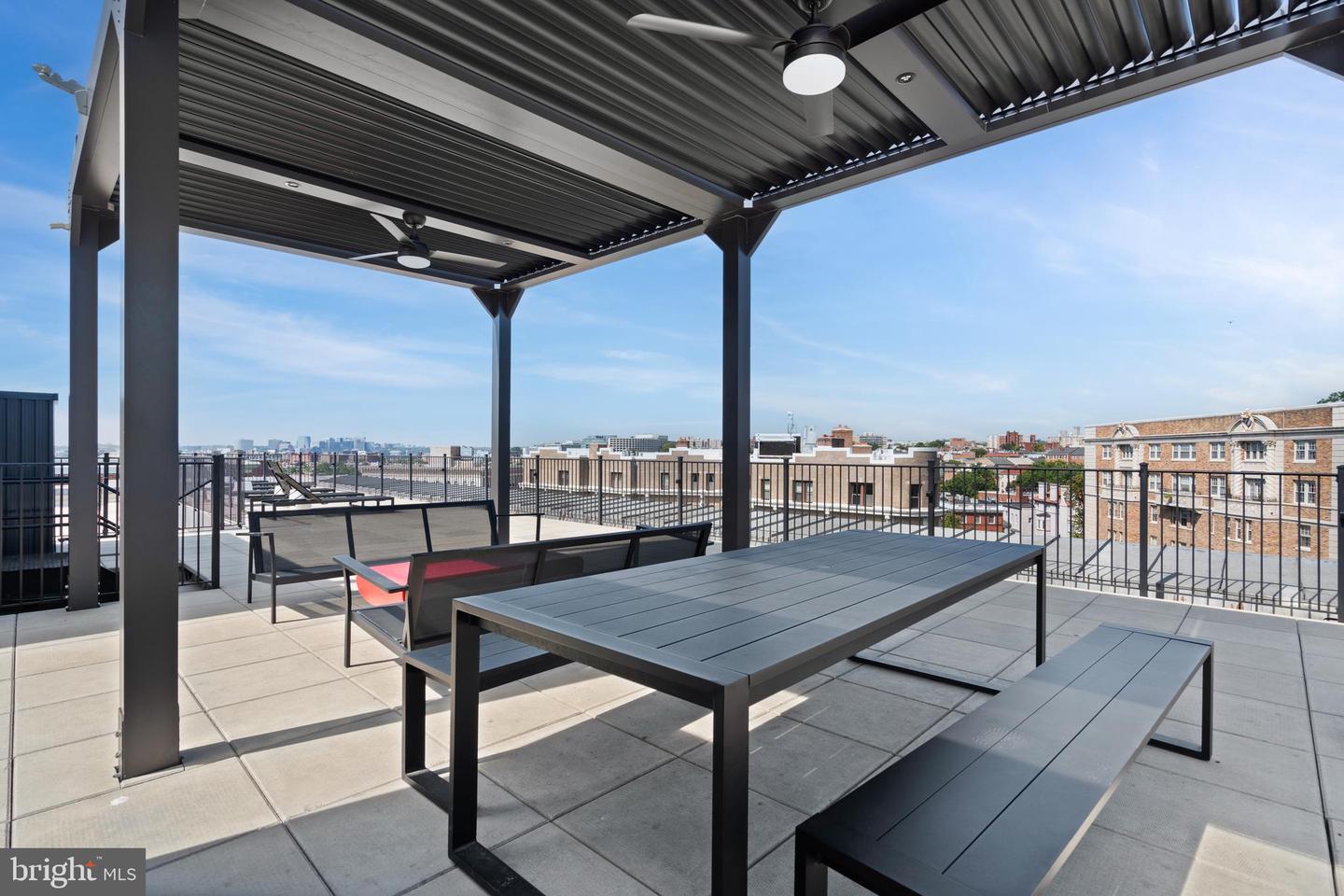2039 NEW HAMPSHIRE AVE NW #607, WASHINGTON, District Of Columbia 20009, ,1 BathroomBathrooms,Residential,For sale,2039 NEW HAMPSHIRE AVE NW #607,DCDC2217030 MLS # DCDC2217030