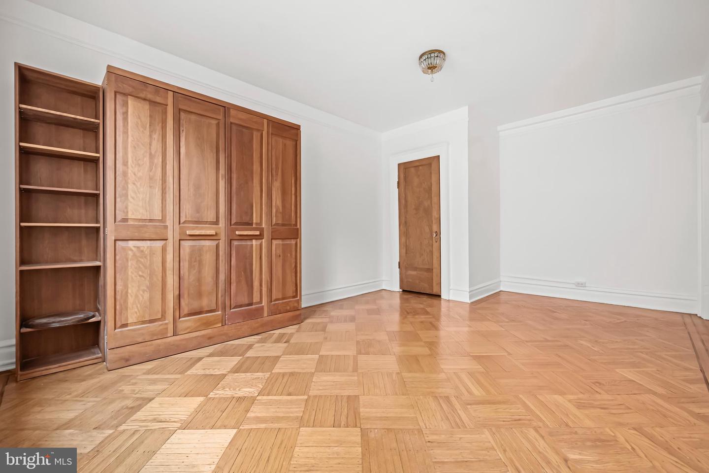 2039 NEW HAMPSHIRE AVE NW #607, WASHINGTON, District Of Columbia 20009, ,1 BathroomBathrooms,Residential,For sale,2039 NEW HAMPSHIRE AVE NW #607,DCDC2217030 MLS # DCDC2217030