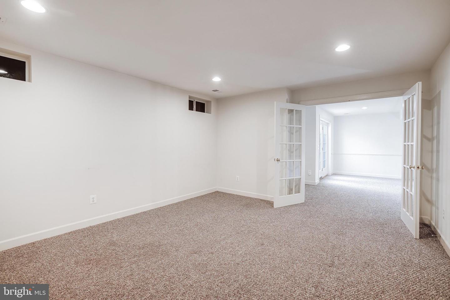 9343 BIRCH CLIFF DR, FREDERICKSBURG, Virginia 22407, 4 Bedrooms Bedrooms, ,3 BathroomsBathrooms,Residential,For sale,9343 BIRCH CLIFF DR,VASP2035866 MLS # VASP2035866