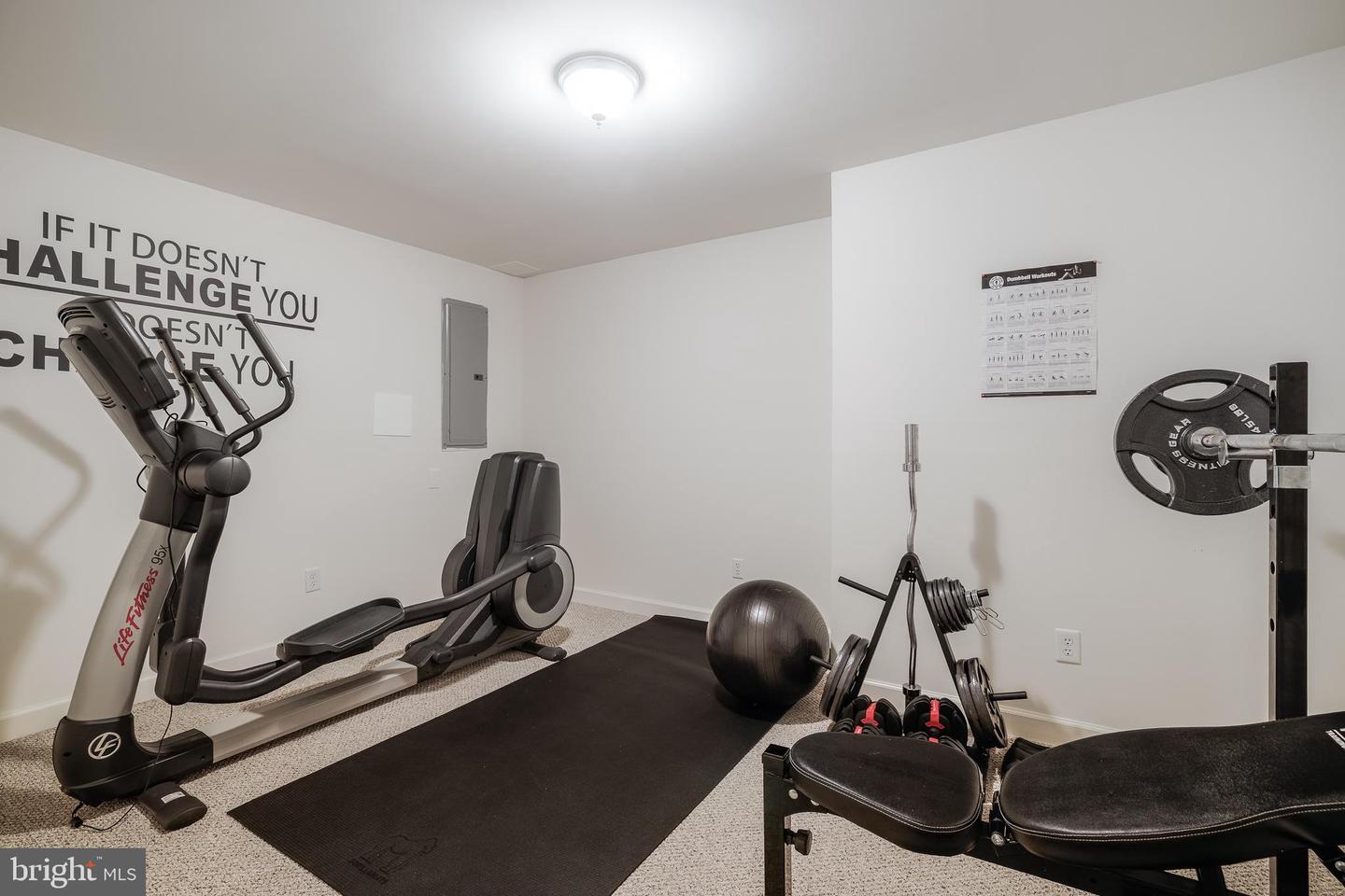 9343 BIRCH CLIFF DR, FREDERICKSBURG, Virginia 22407, 4 Bedrooms Bedrooms, ,3 BathroomsBathrooms,Residential,For sale,9343 BIRCH CLIFF DR,VASP2035866 MLS # VASP2035866