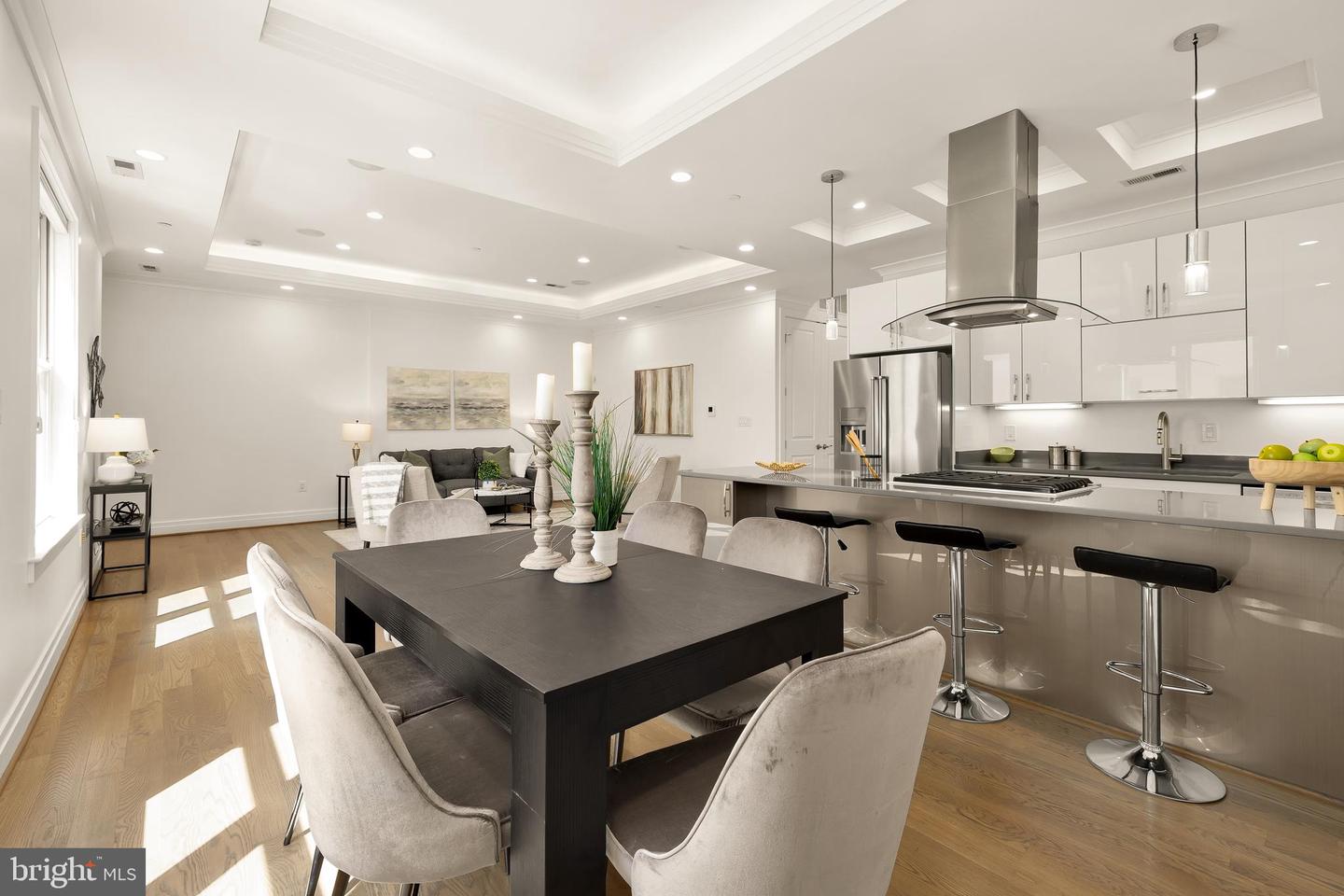 220 P ST NW #3, WASHINGTON, District Of Columbia 20001, 2 Bedrooms Bedrooms, ,2 BathroomsBathrooms,Residential,For sale,220 P ST NW #3,DCDC2217334 MLS # DCDC2217334