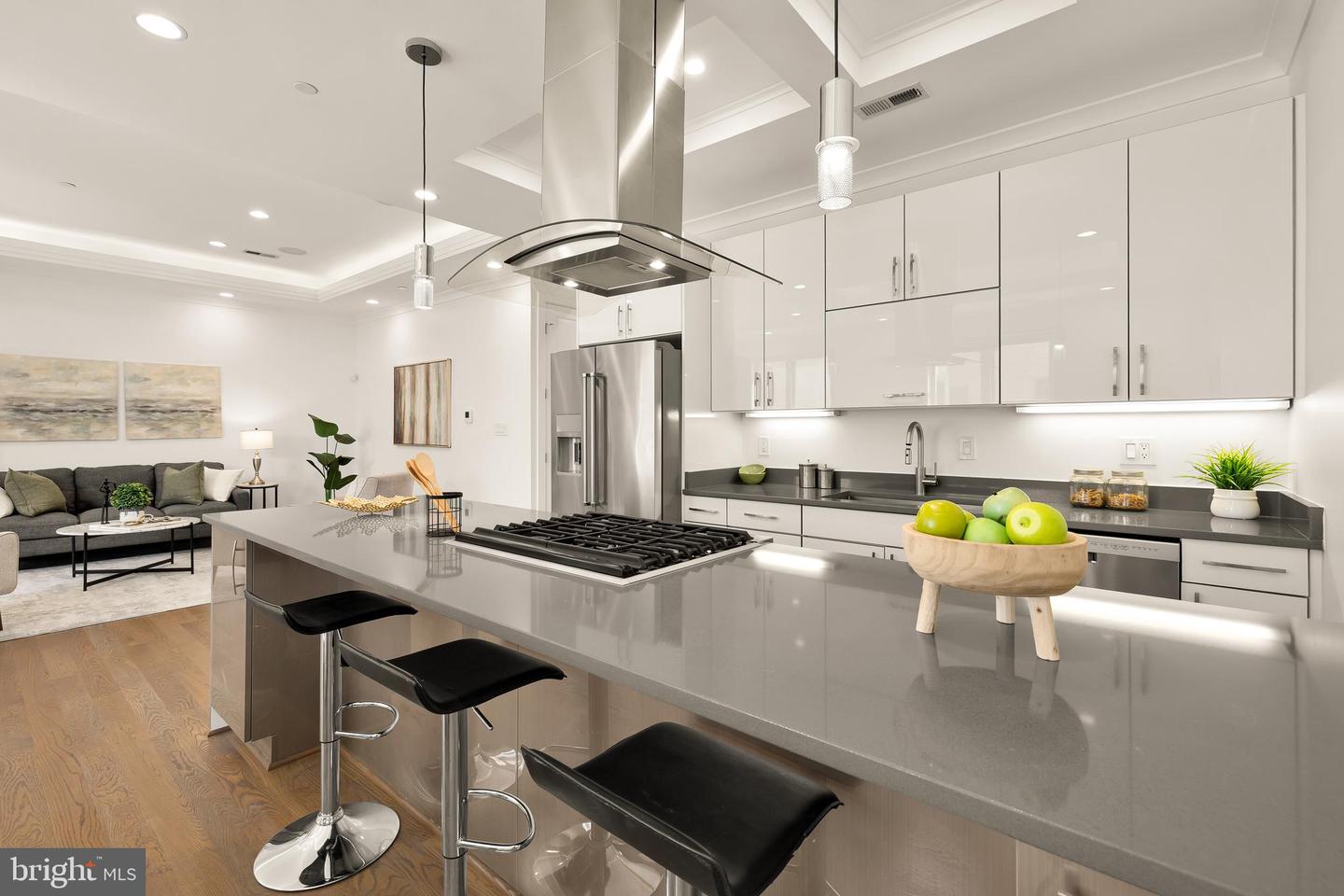 220 P ST NW #3, WASHINGTON, District Of Columbia 20001, 2 Bedrooms Bedrooms, ,2 BathroomsBathrooms,Residential,For sale,220 P ST NW #3,DCDC2217334 MLS # DCDC2217334