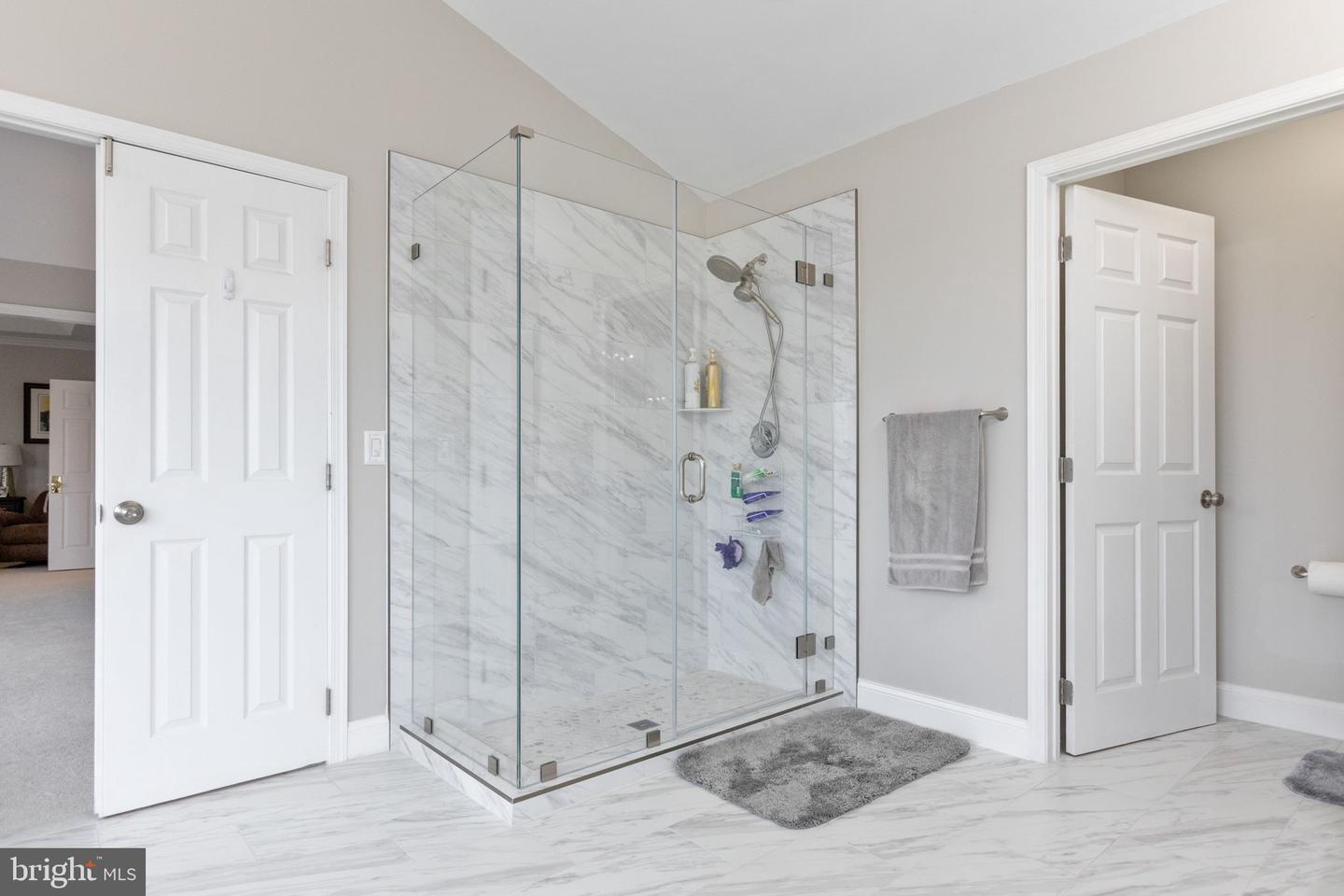 15058 BANKFIELD DR, WATERFORD, Virginia 20197, 5 Bedrooms Bedrooms, ,6 BathroomsBathrooms,Residential,For sale,15058 BANKFIELD DR,VALO2105728 MLS # VALO2105728