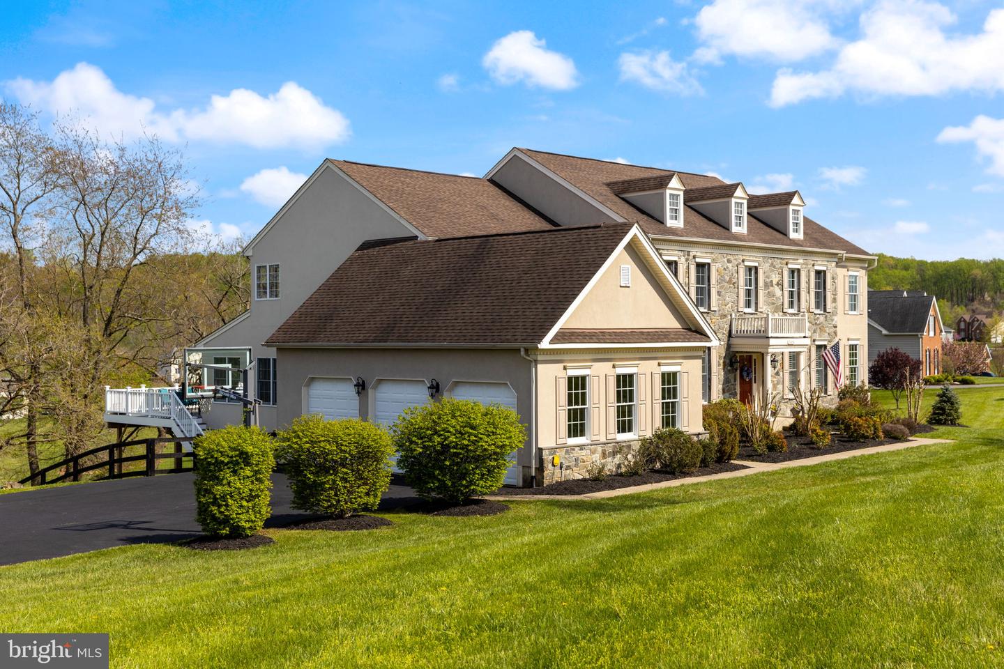 15058 BANKFIELD DR, WATERFORD, Virginia 20197, 5 Bedrooms Bedrooms, ,6 BathroomsBathrooms,Residential,For sale,15058 BANKFIELD DR,VALO2105728 MLS # VALO2105728