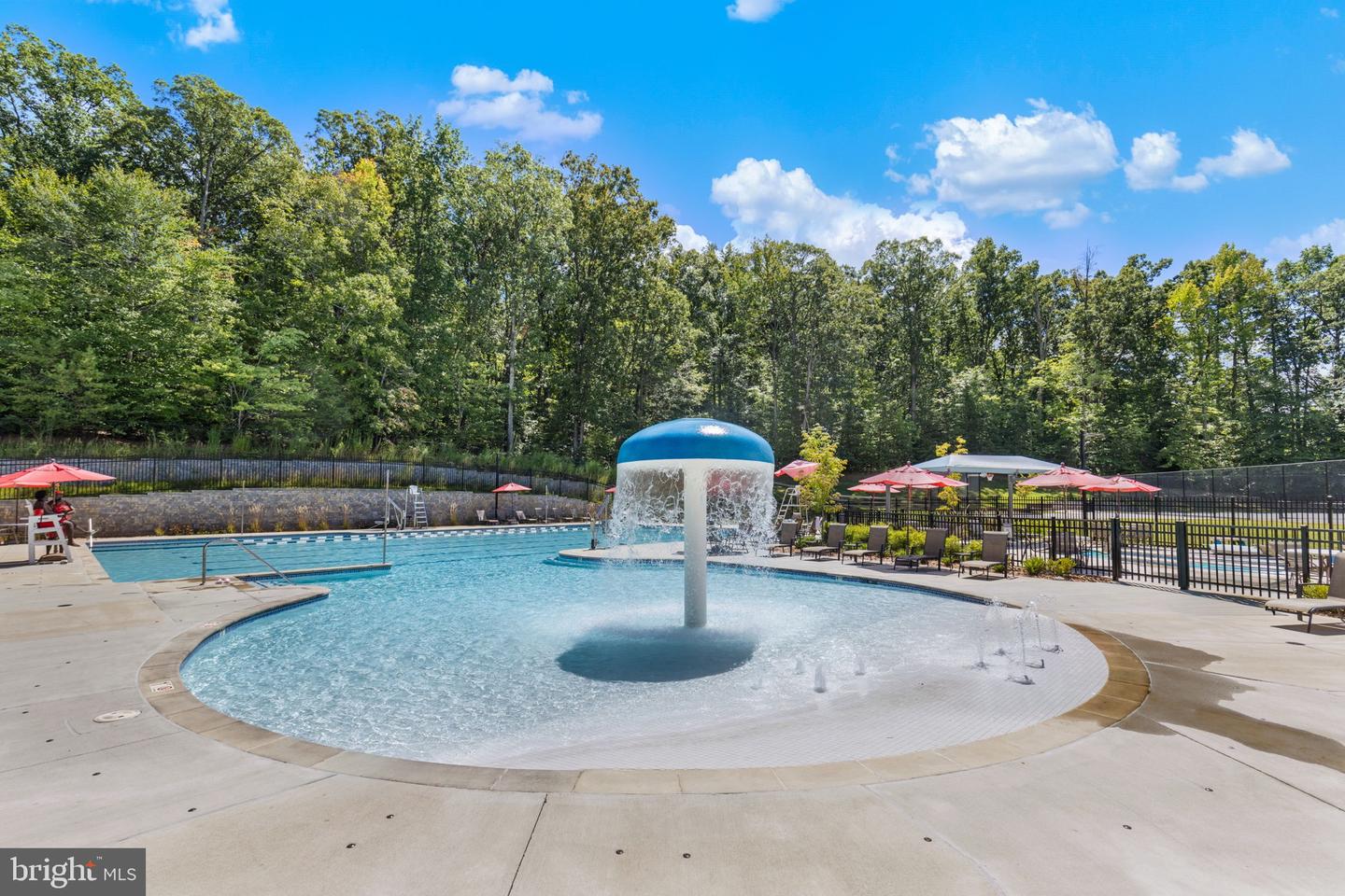 1744 HARTFIELD CT, WOODBRIDGE, Virginia 22191, 3 Bedrooms Bedrooms, 7 Rooms Rooms,3 BathroomsBathrooms,Residential,For sale,1744 HARTFIELD CT,VAPW2102936 MLS # VAPW2102936