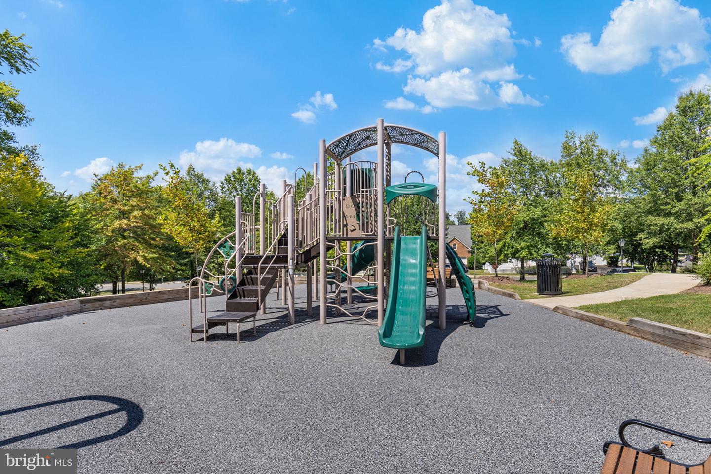 1744 HARTFIELD CT, WOODBRIDGE, Virginia 22191, 3 Bedrooms Bedrooms, 7 Rooms Rooms,3 BathroomsBathrooms,Residential,For sale,1744 HARTFIELD CT,VAPW2102936 MLS # VAPW2102936