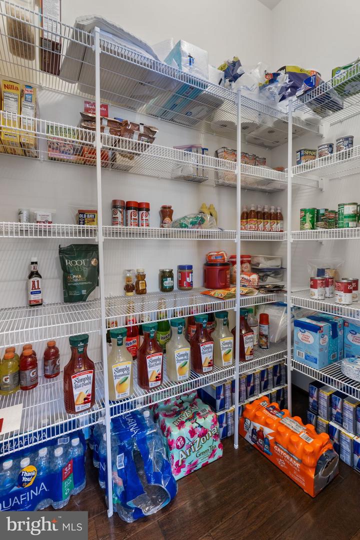 1744 HARTFIELD CT, WOODBRIDGE, Virginia 22191, 3 Bedrooms Bedrooms, 7 Rooms Rooms,3 BathroomsBathrooms,Residential,For sale,1744 HARTFIELD CT,VAPW2102936 MLS # VAPW2102936