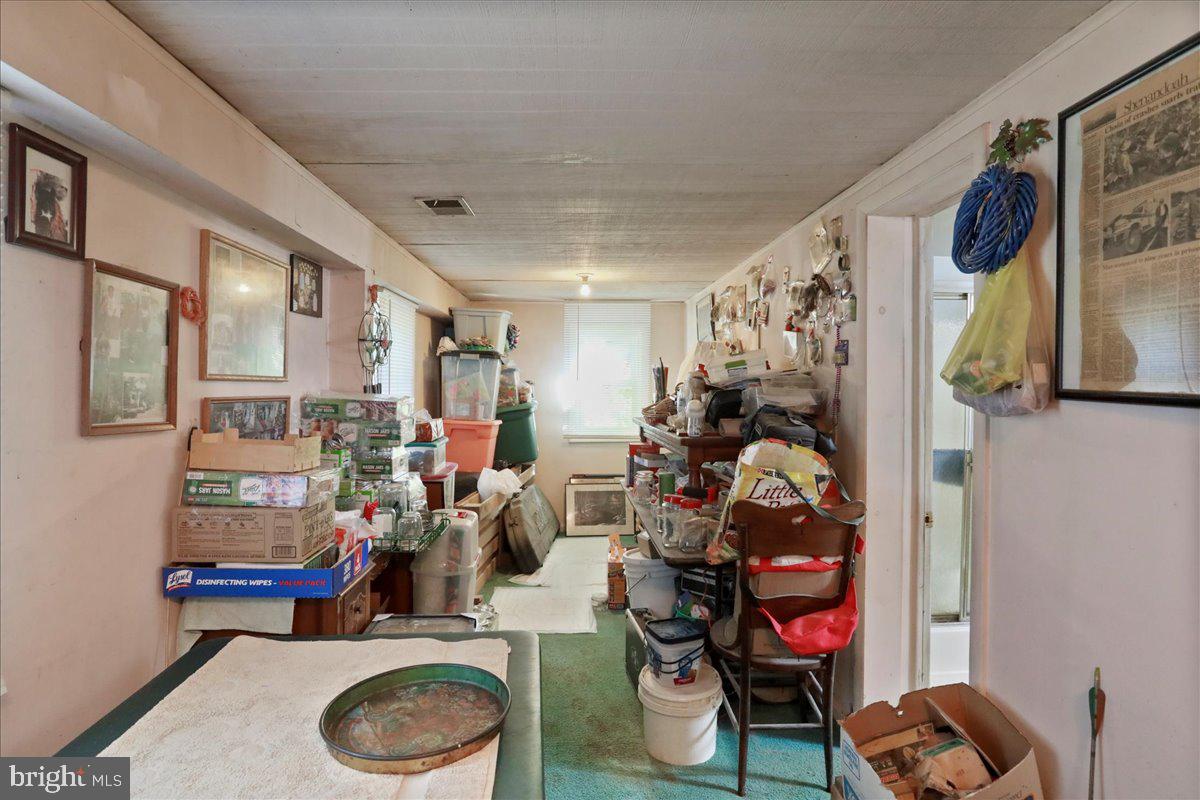 2253 RIDGEWAY RD, FRONT ROYAL, Virginia 22630, 2 Bedrooms Bedrooms, 4 Rooms Rooms,2 BathroomsBathrooms,Residential,For sale,2253 RIDGEWAY RD,VAWR2012172 MLS # VAWR2012172