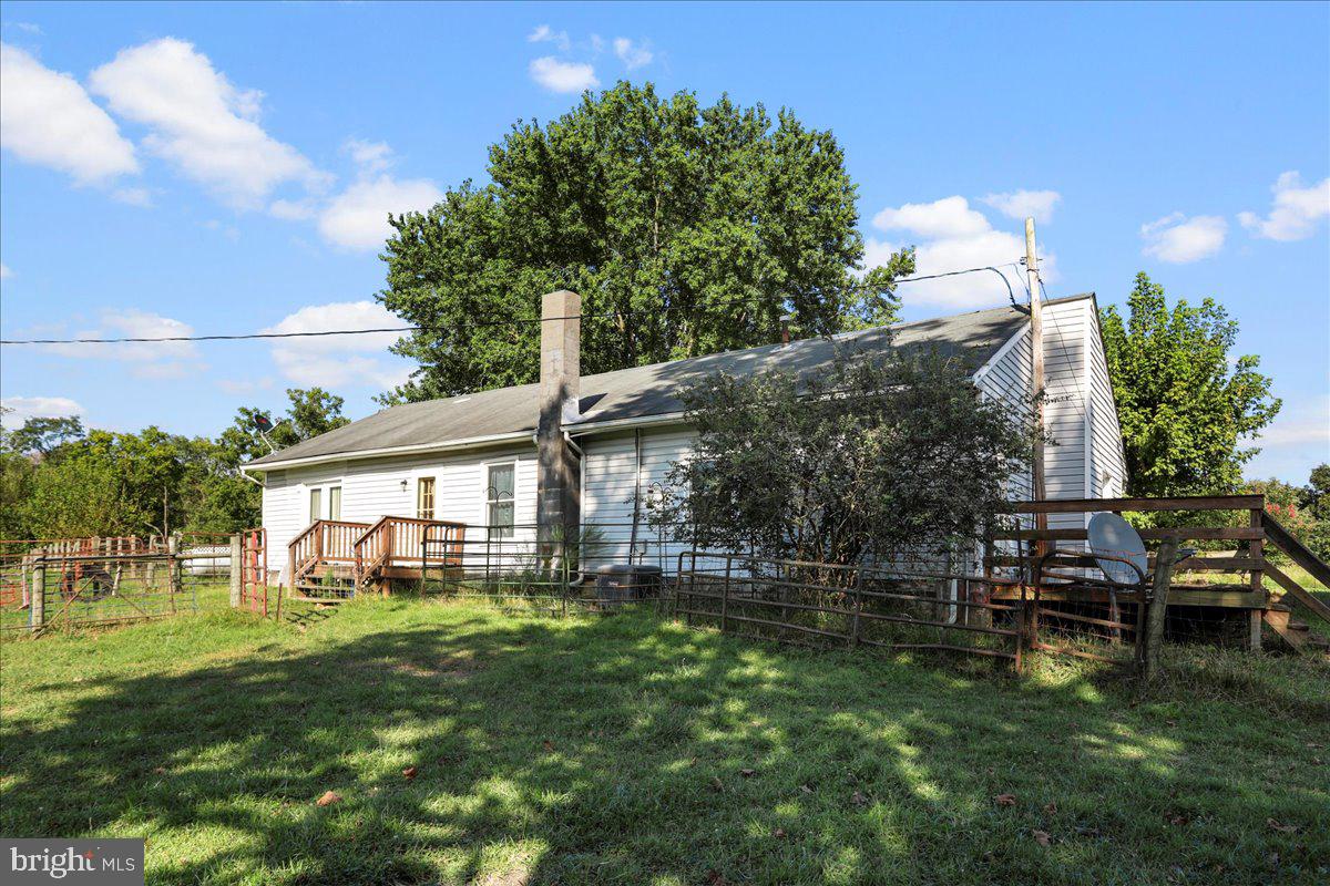 2253 RIDGEWAY RD, FRONT ROYAL, Virginia 22630, 2 Bedrooms Bedrooms, 4 Rooms Rooms,2 BathroomsBathrooms,Residential,For sale,2253 RIDGEWAY RD,VAWR2012172 MLS # VAWR2012172