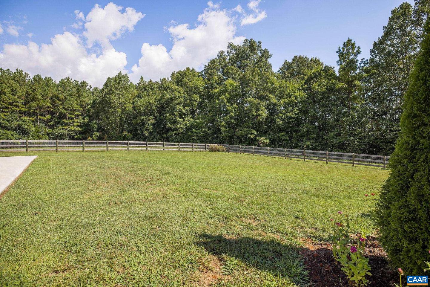 1570 JAMES RIVER RD, SCOTTSVILLE, Virginia 24590, 3 Bedrooms Bedrooms, ,2 BathroomsBathrooms,Residential,For sale,1570 JAMES RIVER RD,668496 MLS # 668496