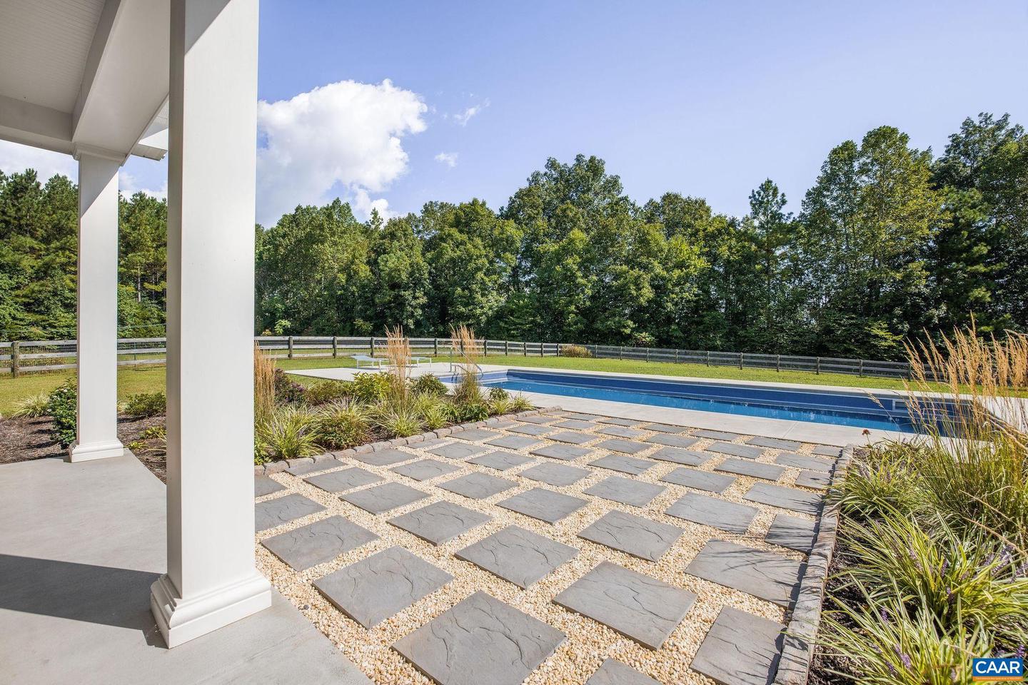 1570 JAMES RIVER RD, SCOTTSVILLE, Virginia 24590, 3 Bedrooms Bedrooms, ,2 BathroomsBathrooms,Residential,For sale,1570 JAMES RIVER RD,668496 MLS # 668496
