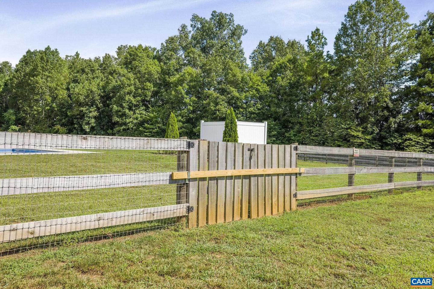 1570 JAMES RIVER RD, SCOTTSVILLE, Virginia 24590, 3 Bedrooms Bedrooms, ,2 BathroomsBathrooms,Residential,For sale,1570 JAMES RIVER RD,668496 MLS # 668496