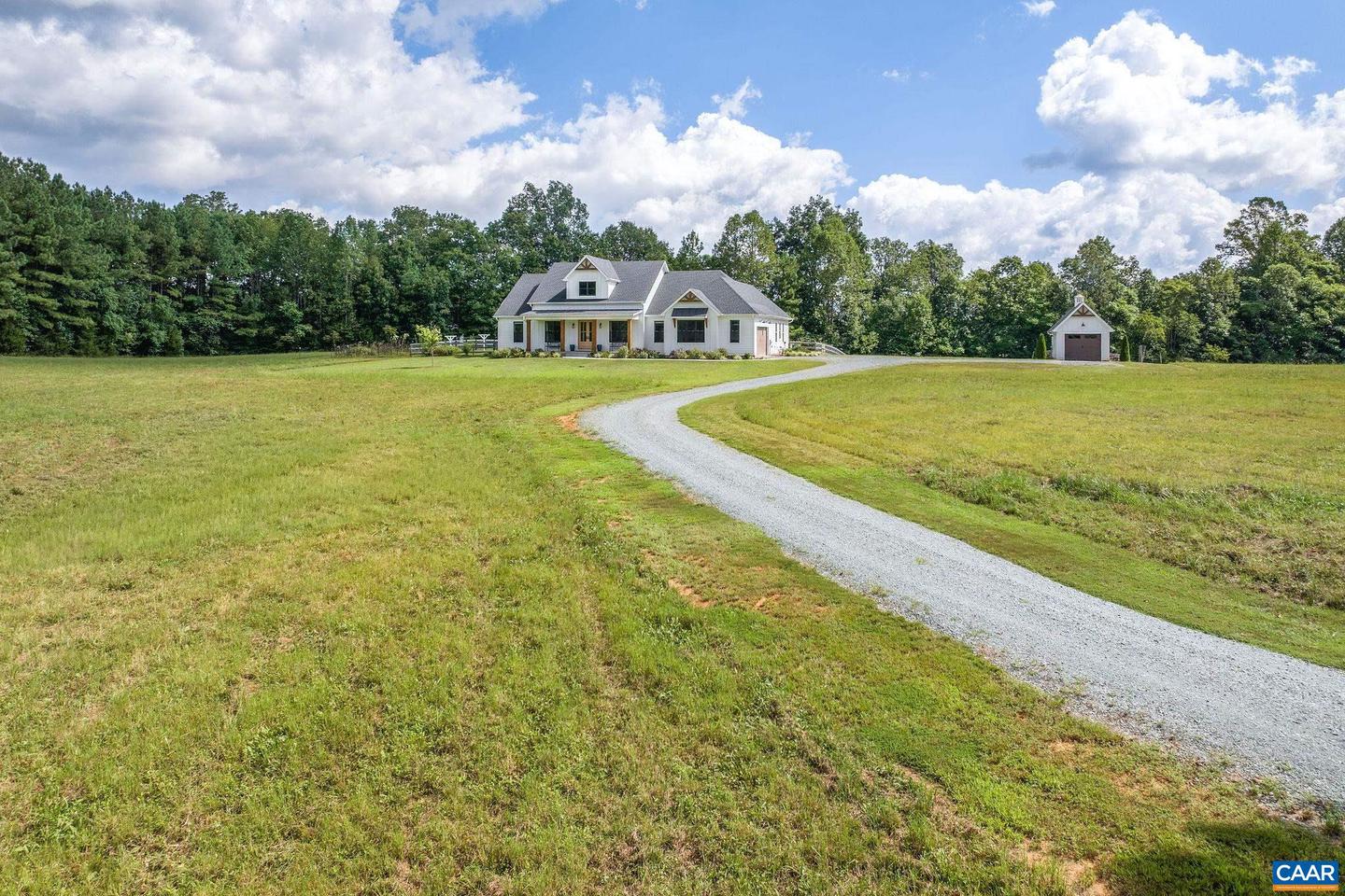 1570 JAMES RIVER RD, SCOTTSVILLE, Virginia 24590, 3 Bedrooms Bedrooms, ,2 BathroomsBathrooms,Residential,For sale,1570 JAMES RIVER RD,668496 MLS # 668496