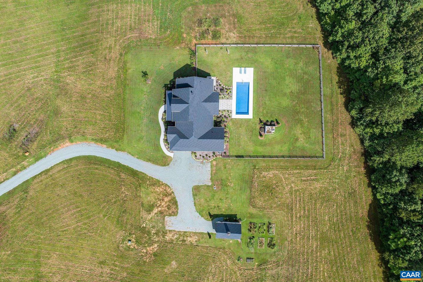 1570 JAMES RIVER RD, SCOTTSVILLE, Virginia 24590, 3 Bedrooms Bedrooms, ,2 BathroomsBathrooms,Residential,For sale,1570 JAMES RIVER RD,668496 MLS # 668496