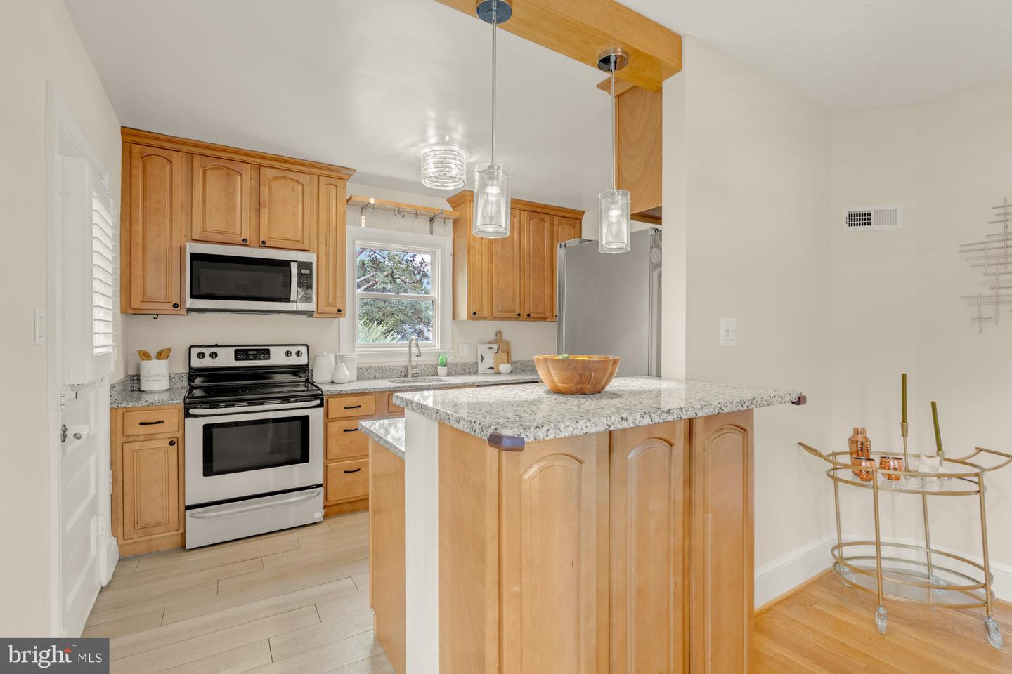 600 E BROAD ST, FALLS CHURCH, Virginia 22046, 4 Bedrooms Bedrooms, ,1 BathroomBathrooms,Residential,For sale,600 E BROAD ST,VAFA2003250 MLS # VAFA2003250