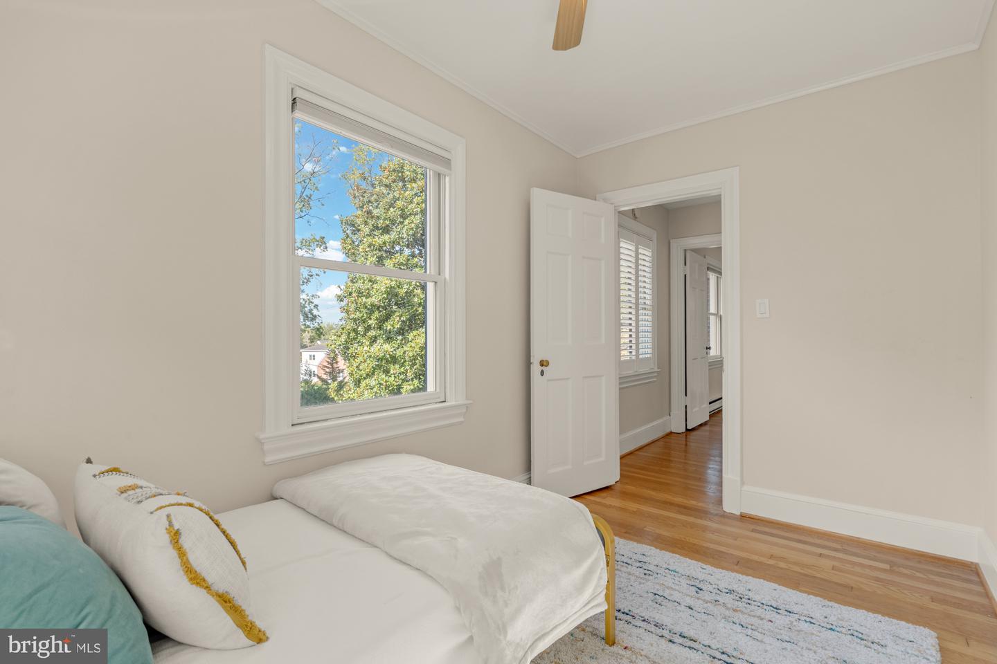 600 E BROAD ST, FALLS CHURCH, Virginia 22046, 4 Bedrooms Bedrooms, ,1 BathroomBathrooms,Residential,For sale,600 E BROAD ST,VAFA2003250 MLS # VAFA2003250