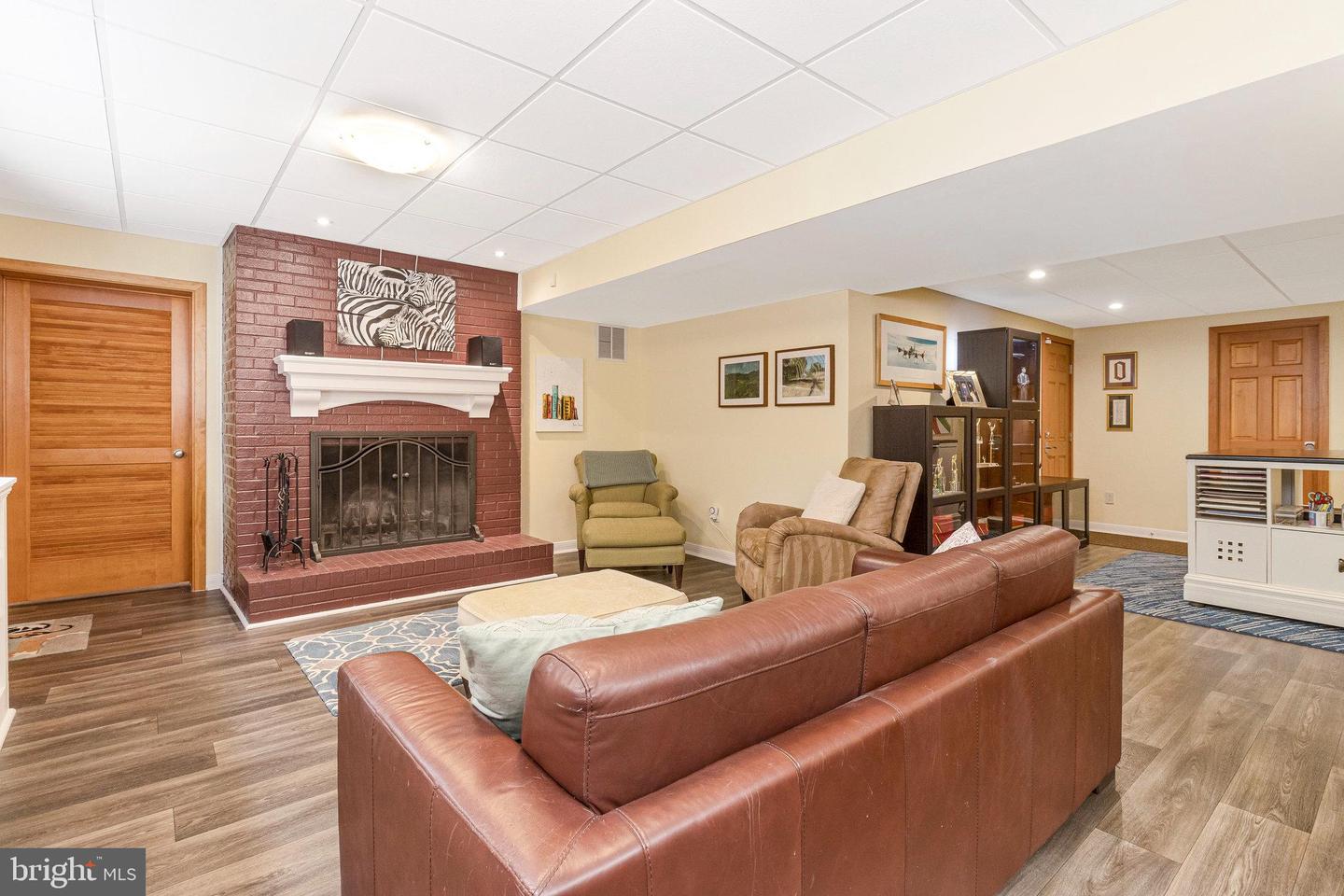 4520 39TH ST N, ARLINGTON, Virginia 22207, 3 Bedrooms Bedrooms, 17 Rooms Rooms,3 BathroomsBathrooms,Residential,For sale,4520 39TH ST N,VAAR2063034 MLS # VAAR2063034