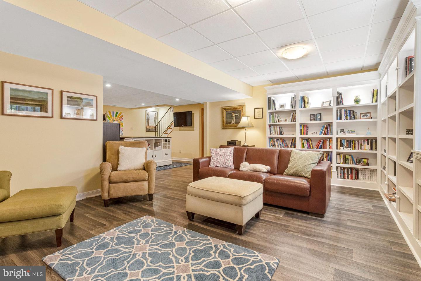 4520 39TH ST N, ARLINGTON, Virginia 22207, 3 Bedrooms Bedrooms, 17 Rooms Rooms,3 BathroomsBathrooms,Residential,For sale,4520 39TH ST N,VAAR2063034 MLS # VAAR2063034