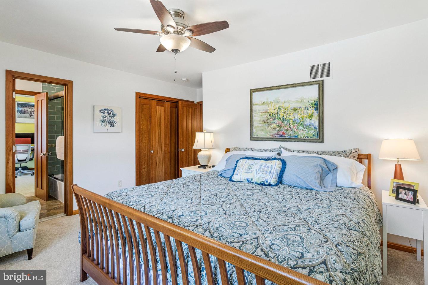 4520 39TH ST N, ARLINGTON, Virginia 22207, 3 Bedrooms Bedrooms, 17 Rooms Rooms,3 BathroomsBathrooms,Residential,For sale,4520 39TH ST N,VAAR2063034 MLS # VAAR2063034