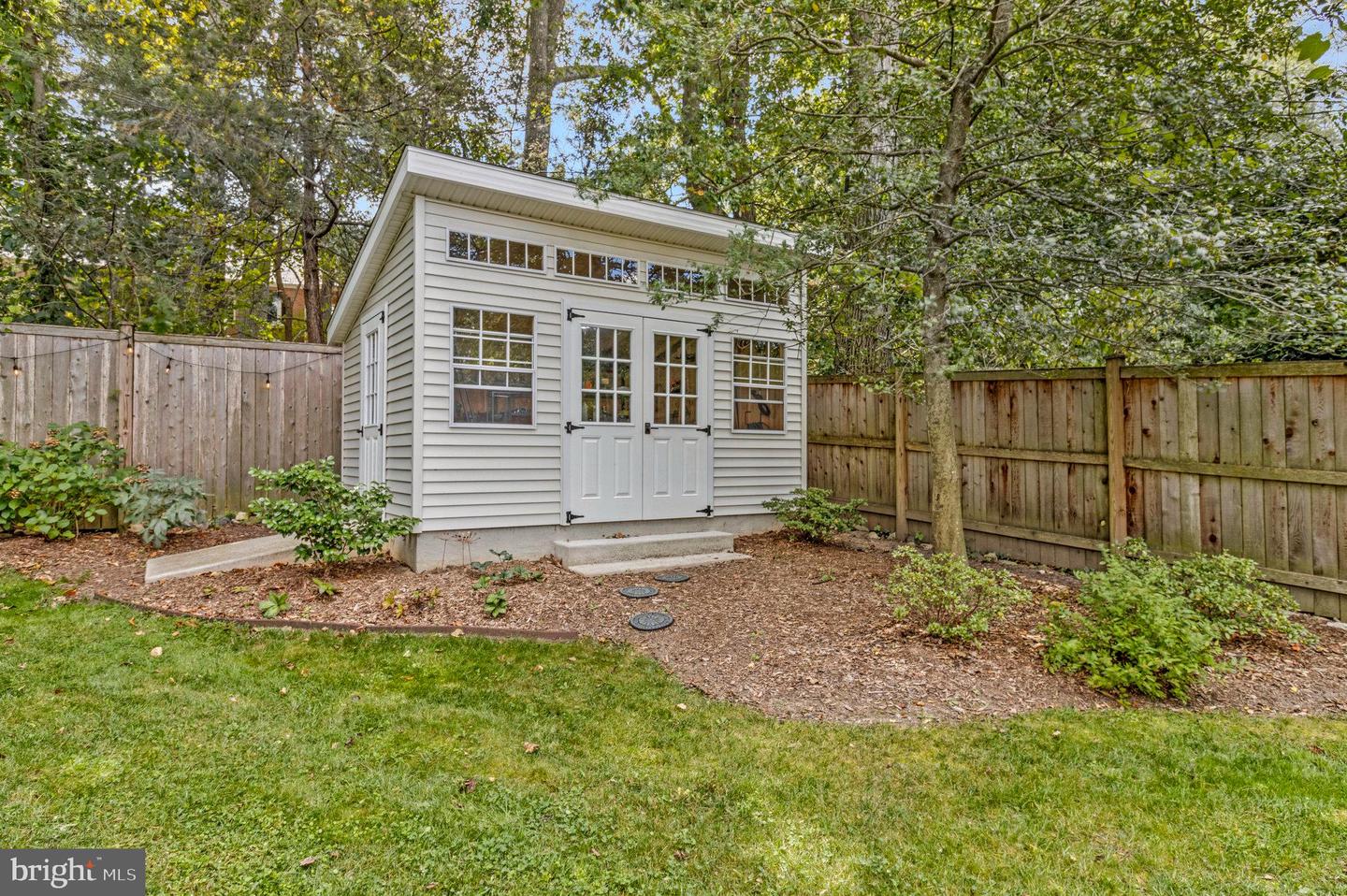4520 39TH ST N, ARLINGTON, Virginia 22207, 3 Bedrooms Bedrooms, 17 Rooms Rooms,3 BathroomsBathrooms,Residential,For sale,4520 39TH ST N,VAAR2063034 MLS # VAAR2063034