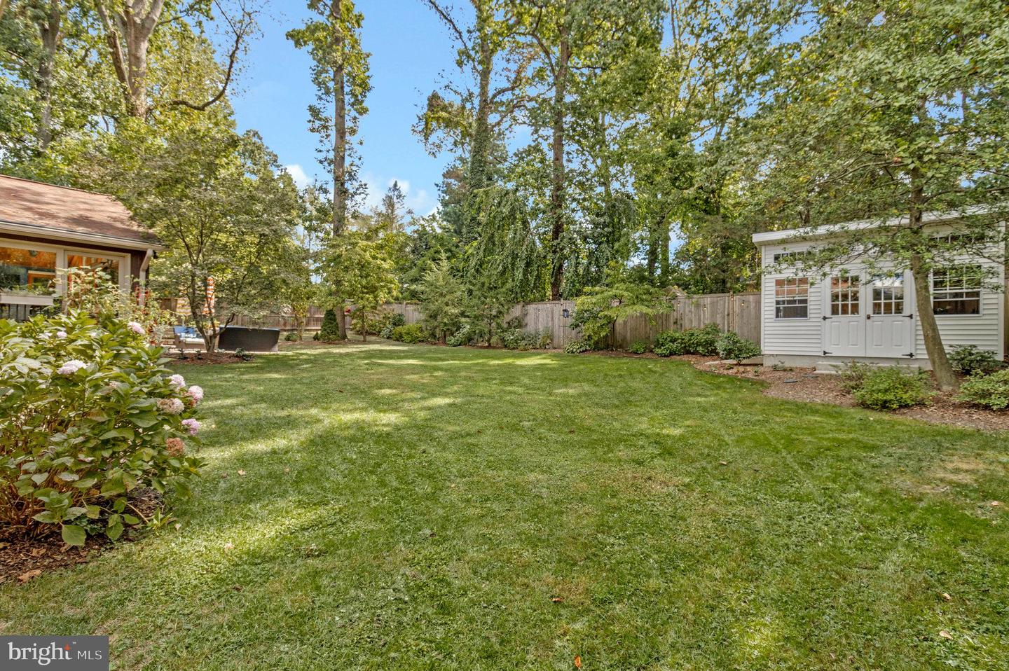 4520 39TH ST N, ARLINGTON, Virginia 22207, 3 Bedrooms Bedrooms, 17 Rooms Rooms,3 BathroomsBathrooms,Residential,For sale,4520 39TH ST N,VAAR2063034 MLS # VAAR2063034