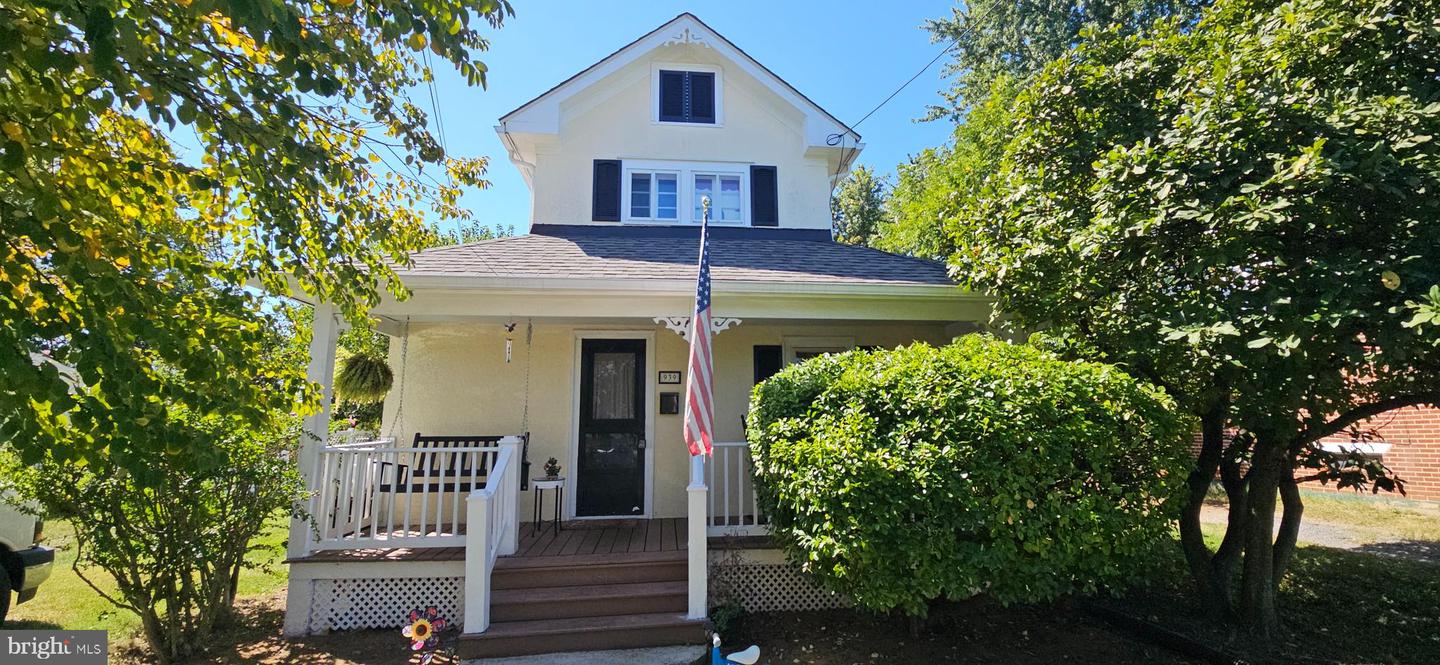 939 WOODLAND AVE, WINCHESTER, Virginia 22601, 2 Bedrooms Bedrooms, ,2 BathroomsBathrooms,Residential,For sale,939 WOODLAND AVE,VAWI2009014 MLS # VAWI2009014
