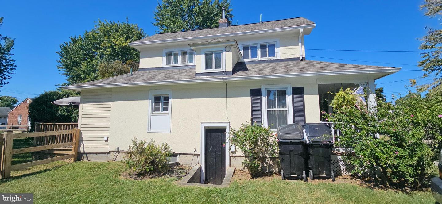 939 WOODLAND AVE, WINCHESTER, Virginia 22601, 2 Bedrooms Bedrooms, ,2 BathroomsBathrooms,Residential,For sale,939 WOODLAND AVE,VAWI2009014 MLS # VAWI2009014 939 WOODLAND AVE, WINCHESTER, Virginia 22601, 2 Bedrooms Bedrooms, ,2 BathroomsBathrooms,Residential,For sale,939 WOODLAND AVE,VAWI2009014 MLS # VAWI2009014