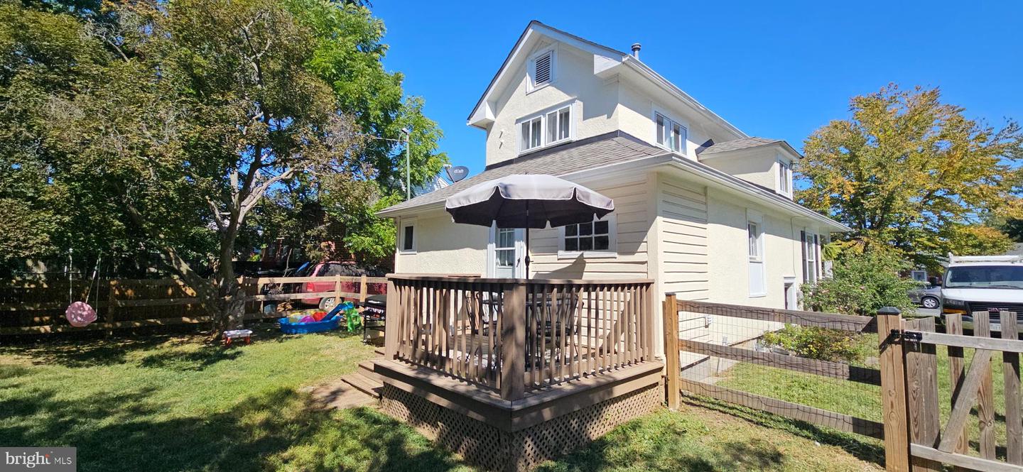 939 WOODLAND AVE, WINCHESTER, Virginia 22601, 2 Bedrooms Bedrooms, ,2 BathroomsBathrooms,Residential,For sale,939 WOODLAND AVE,VAWI2009014 MLS # VAWI2009014 939 WOODLAND AVE, WINCHESTER, Virginia 22601, 2 Bedrooms Bedrooms, ,2 BathroomsBathrooms,Residential,For sale,939 WOODLAND AVE,VAWI2009014 MLS # VAWI2009014