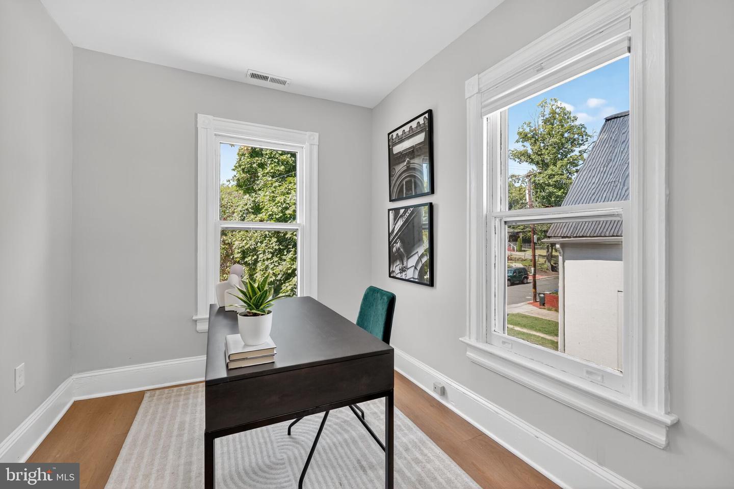 7119 CHESTNUT ST NW, WASHINGTON, District Of Columbia 20012, 3 Bedrooms Bedrooms, 3 Rooms Rooms,1 BathroomBathrooms,Residential,For sale,7119 CHESTNUT ST NW,DCDC2220100 MLS # DCDC2220100