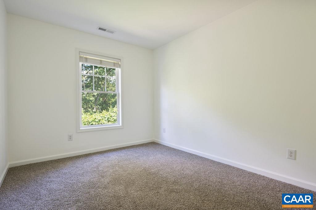 129 OLD FIFTH CIR, CHARLOTTESVILLE, Virginia 22903, 4 Bedrooms Bedrooms, ,2 BathroomsBathrooms,Residential,For sale,129 OLD FIFTH CIR,668533 MLS # 668533