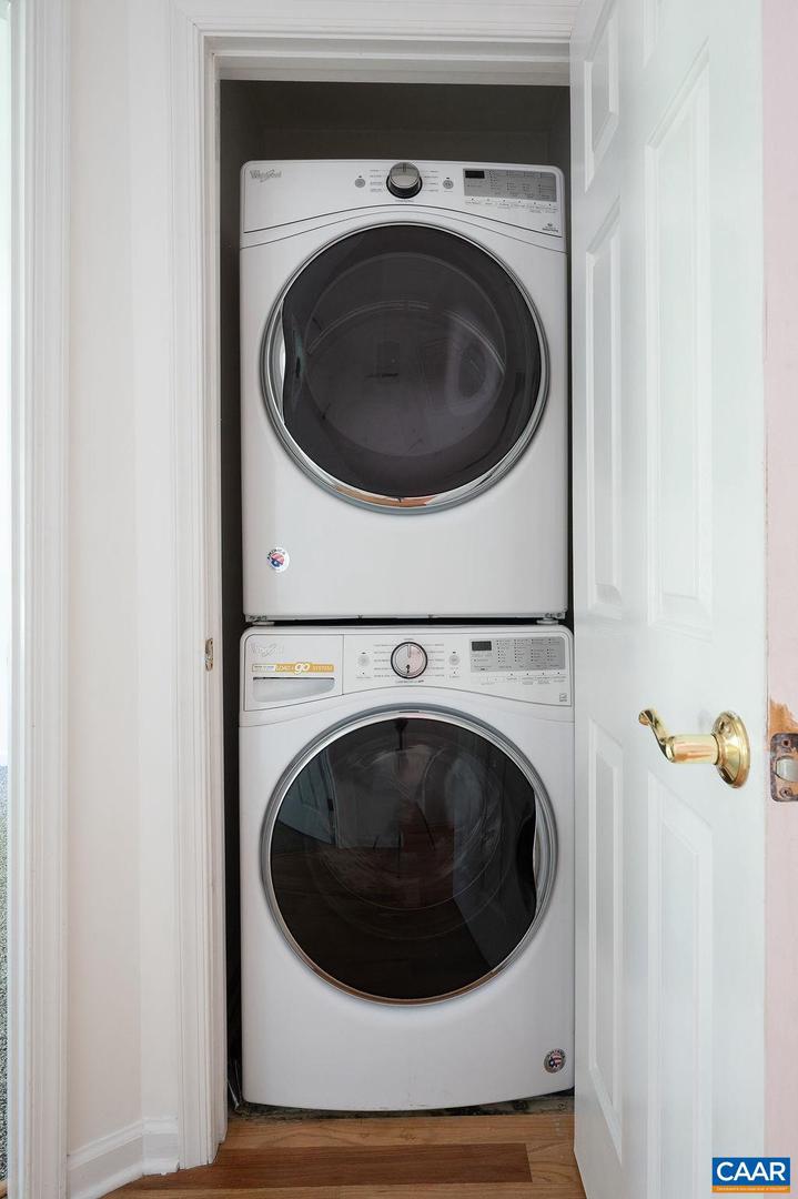 129 OLD FIFTH CIR, CHARLOTTESVILLE, Virginia 22903, 4 Bedrooms Bedrooms, ,2 BathroomsBathrooms,Residential,For sale,129 OLD FIFTH CIR,668533 MLS # 668533