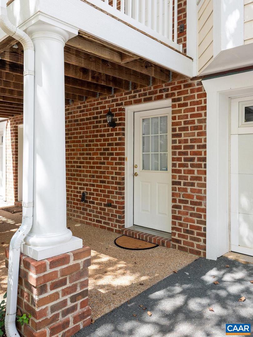 129 OLD FIFTH CIR, CHARLOTTESVILLE, Virginia 22903, 4 Bedrooms Bedrooms, ,2 BathroomsBathrooms,Residential,For sale,129 OLD FIFTH CIR,668533 MLS # 668533